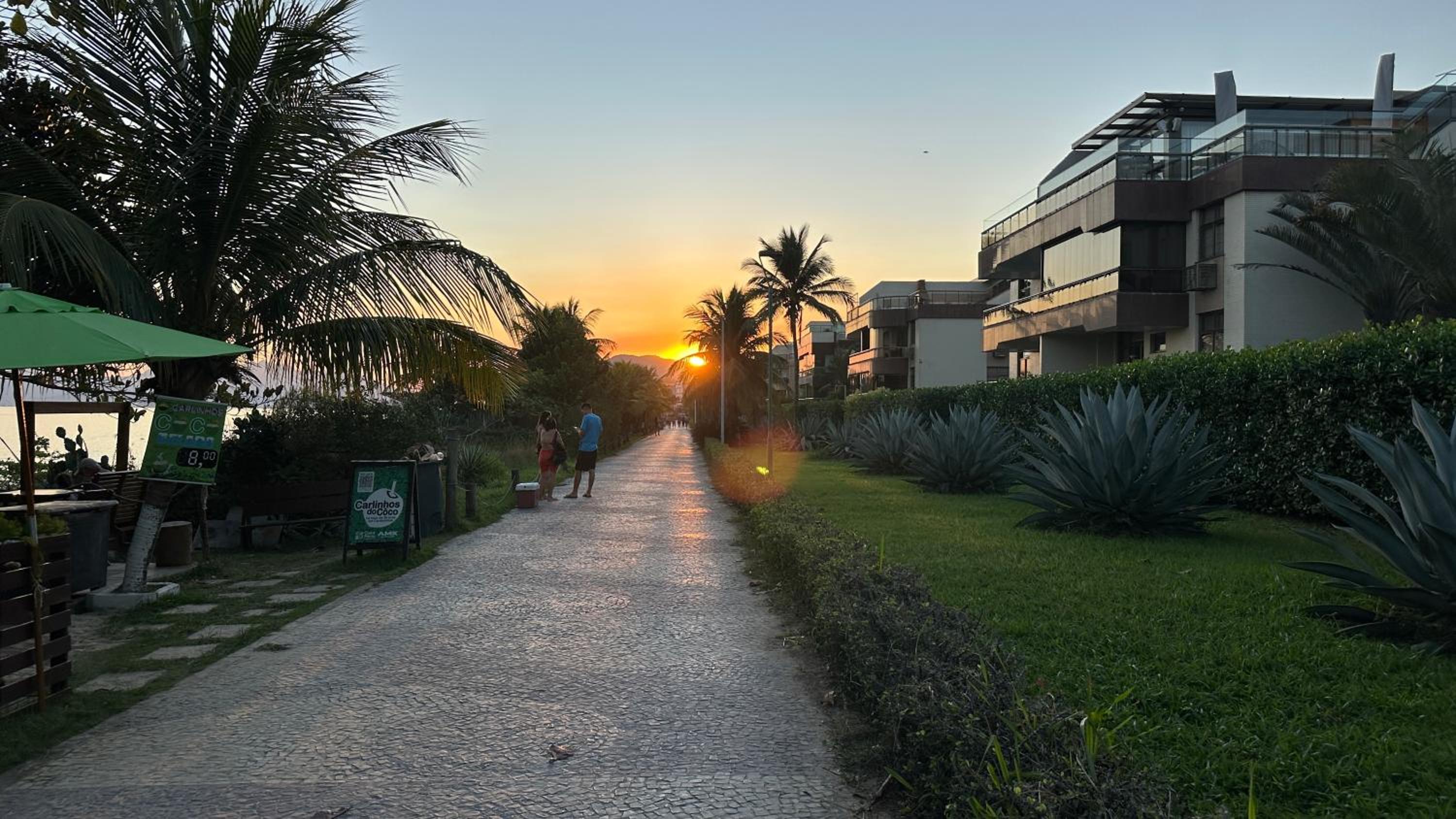 Camboinhas Loft Vista Mar, Pé na Areia, com Piscina e Churrasqueira