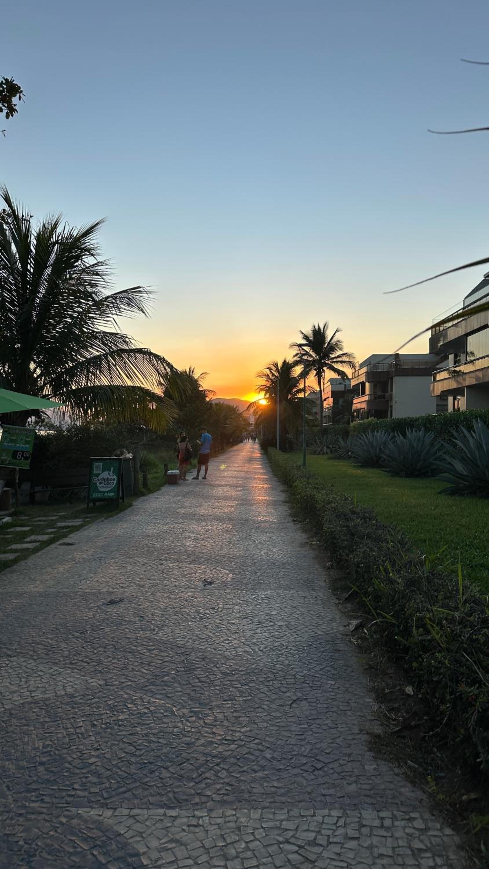 Camboinhas Loft Vista Mar, Pé na Areia, com Piscina e Churrasqueira
