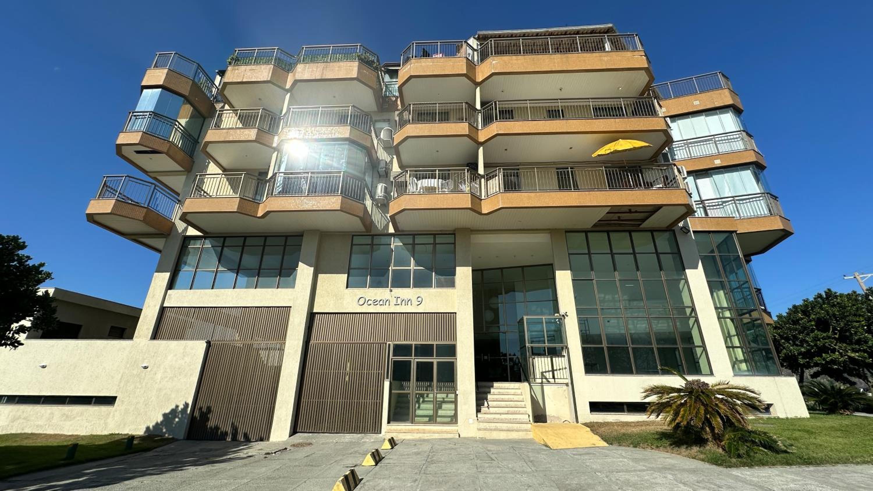Camboinhas Loft Vista Mar, Pé na Areia, com Piscina e Churrasqueira