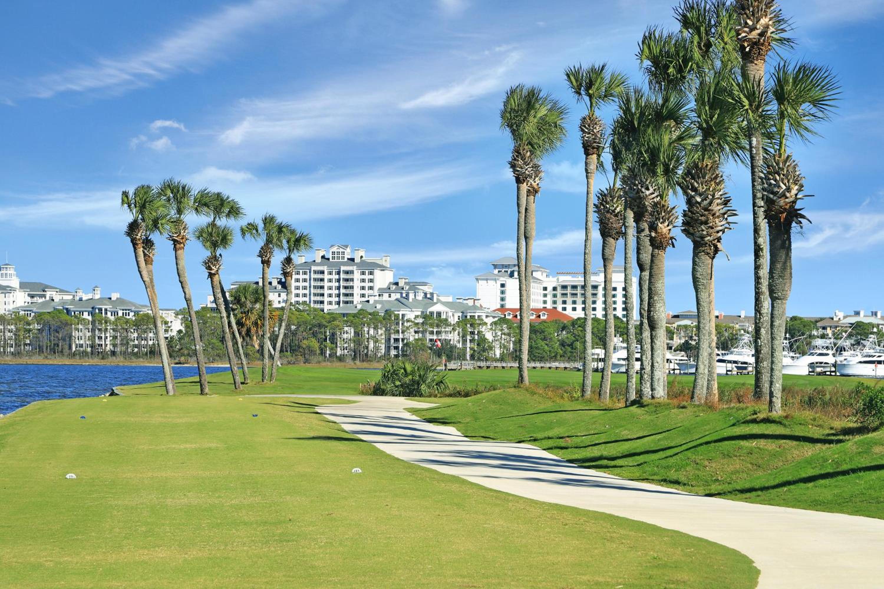 913 Harbour Point view 4