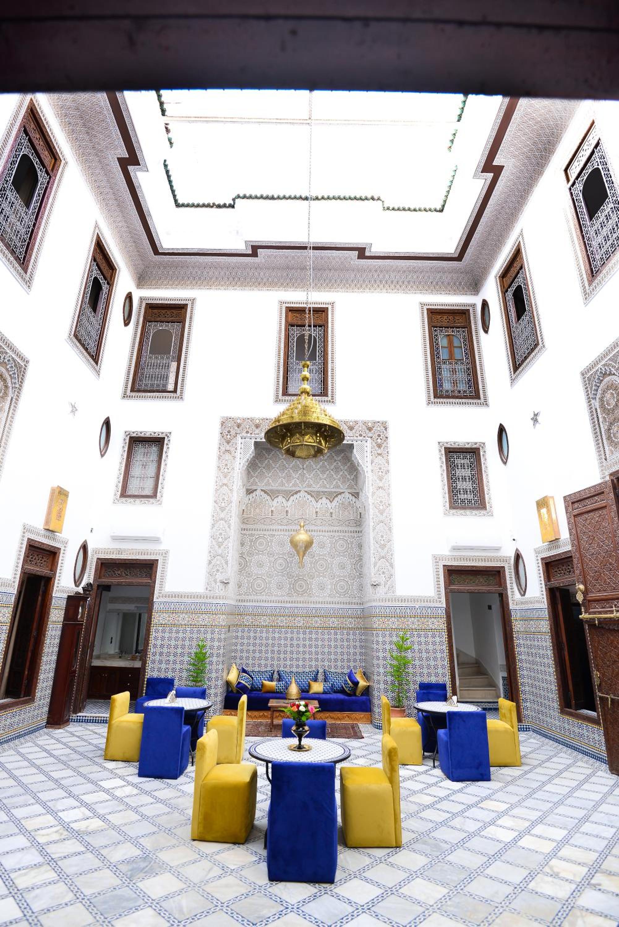 lounge