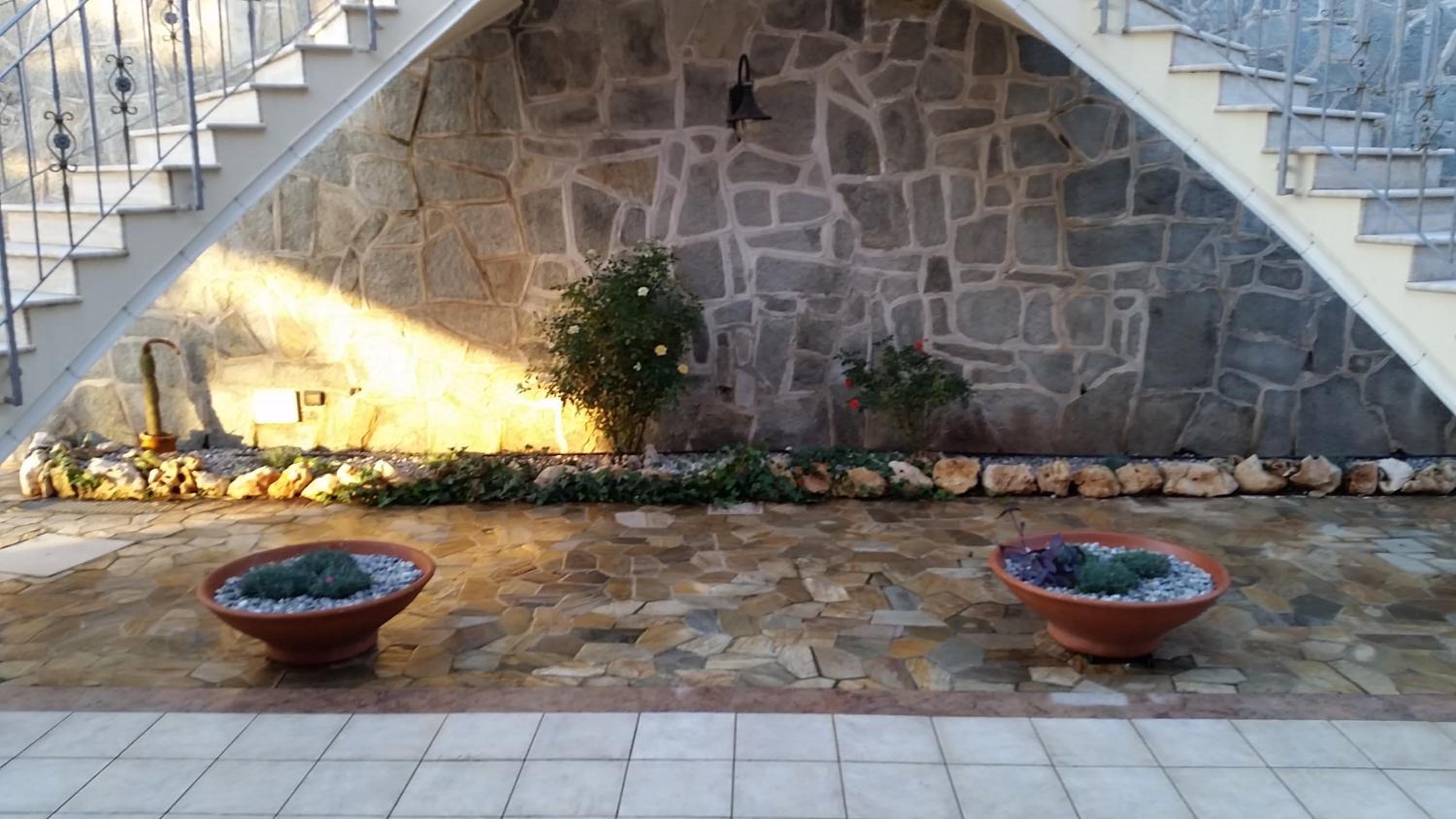 Photo 52