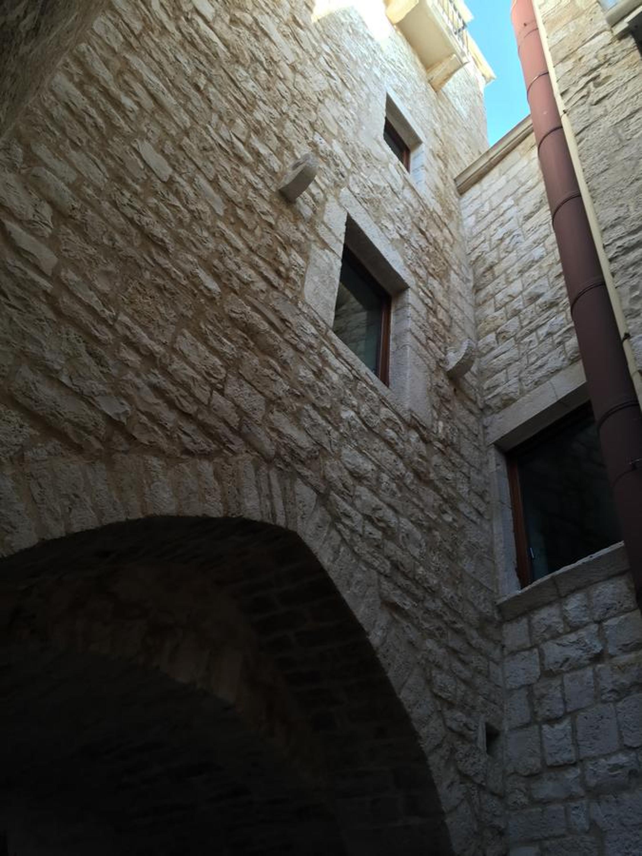 Photo 53