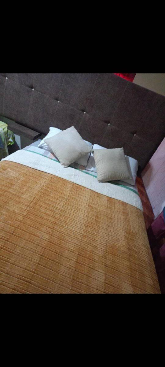 Minidepartamento central en Ambato, para 1 a 8 personas en 3 Camas y un colchon