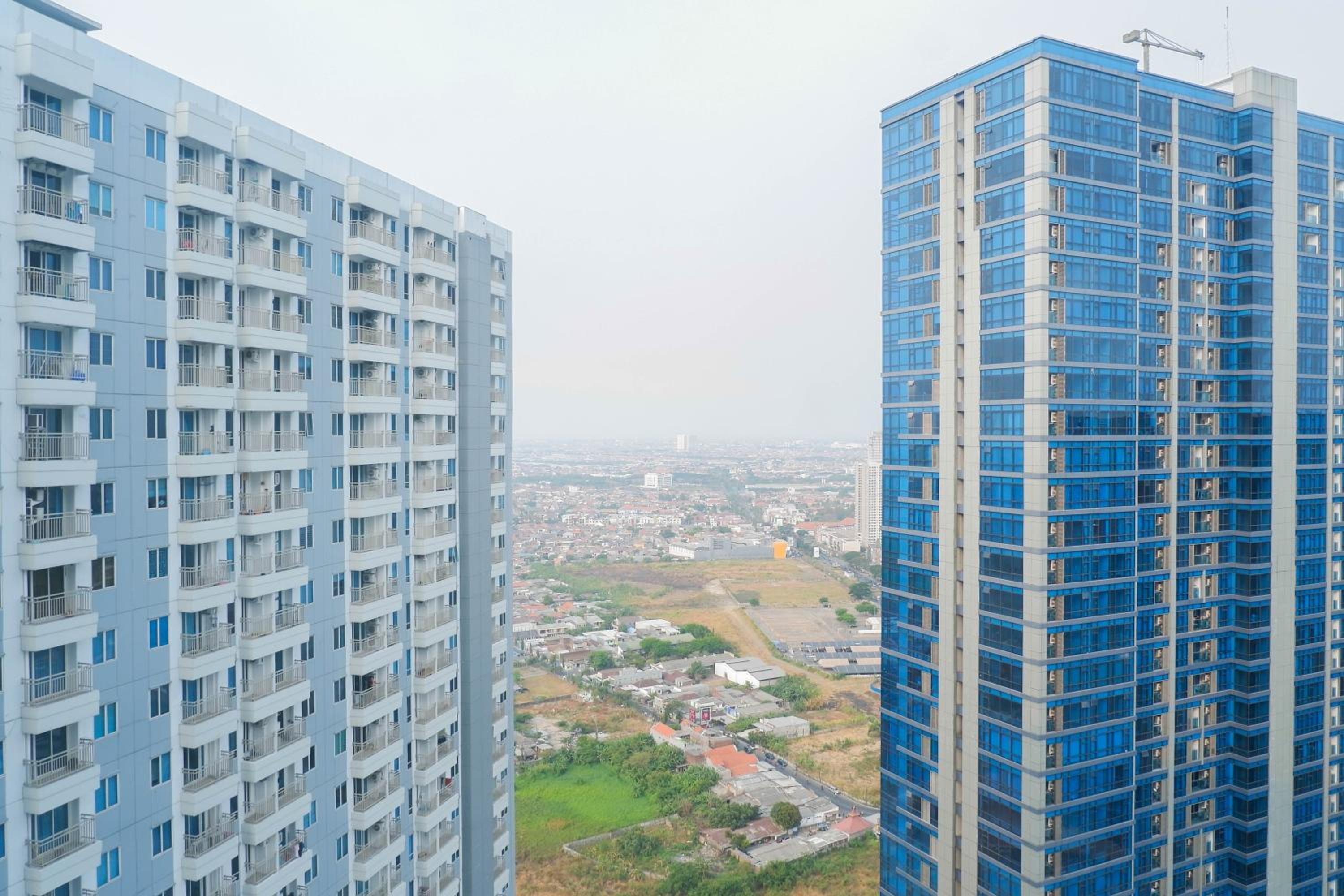 High Floor Studio Apartment at Orchard Tower Supermall Mansion By Travelio