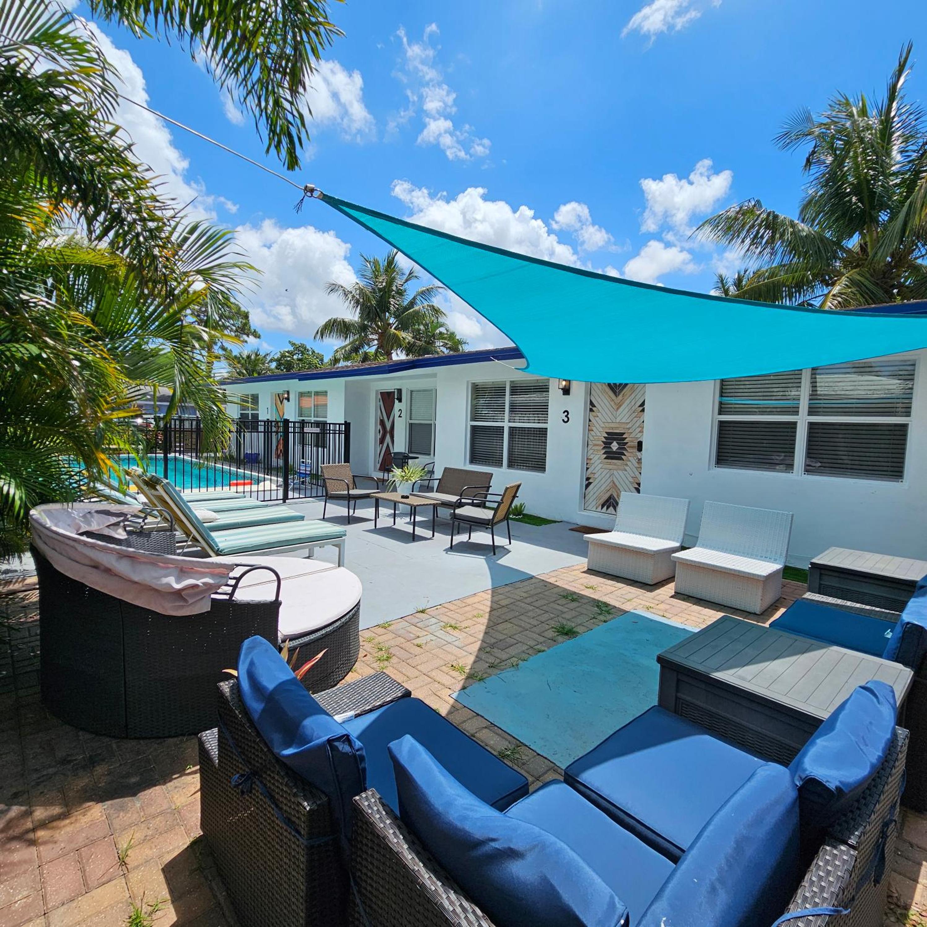Private Home, KING Room- Pool & Patios - Near Beaches & Dining, photo 22