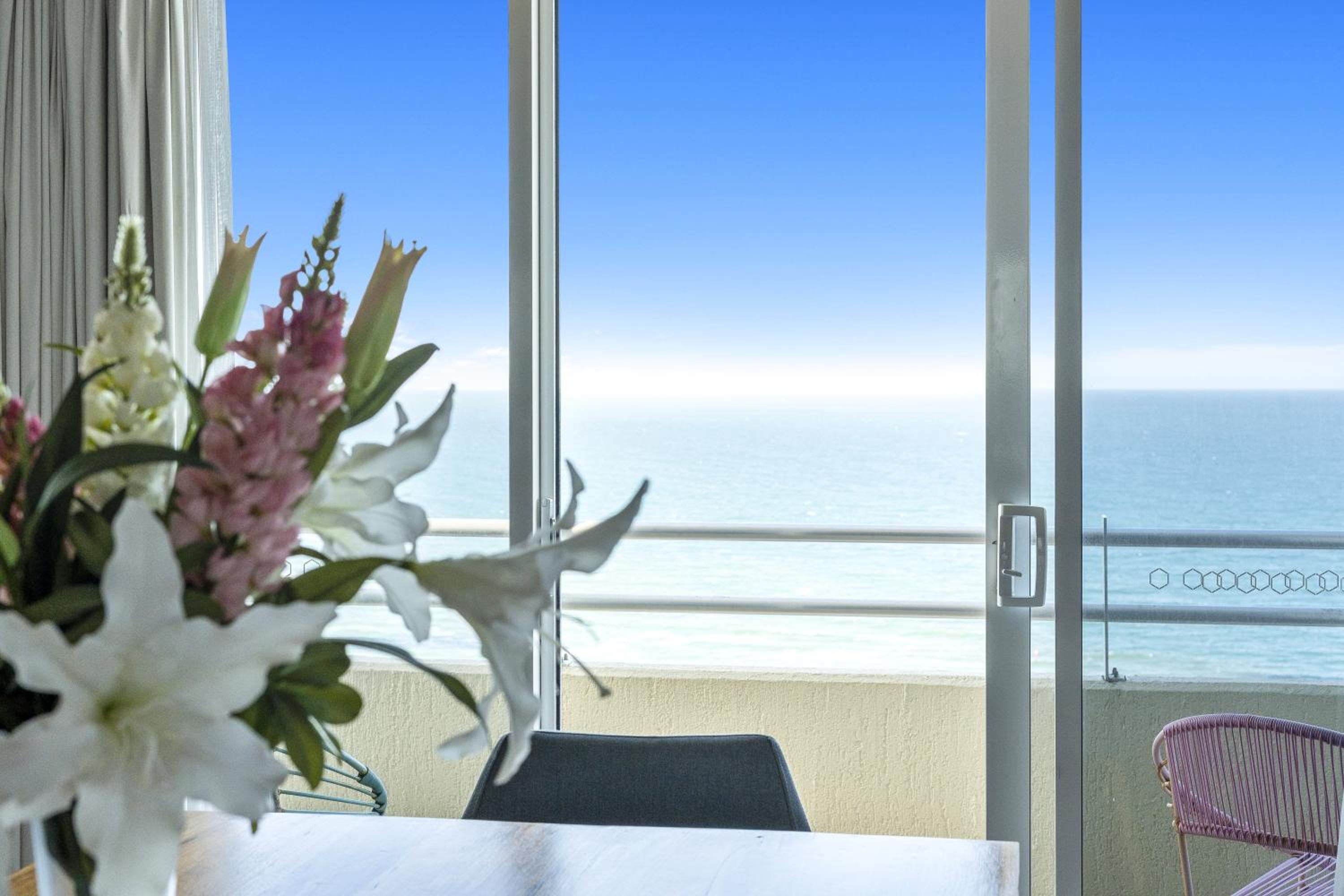 Zenith Apartments - Q Stay