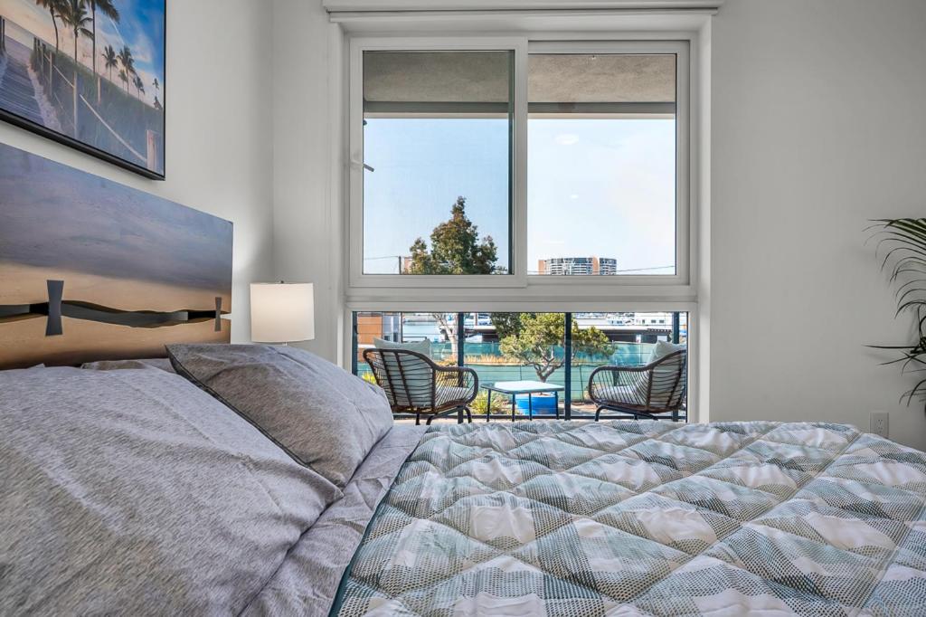 Marina Del Rey Apartment with All Amenties!
