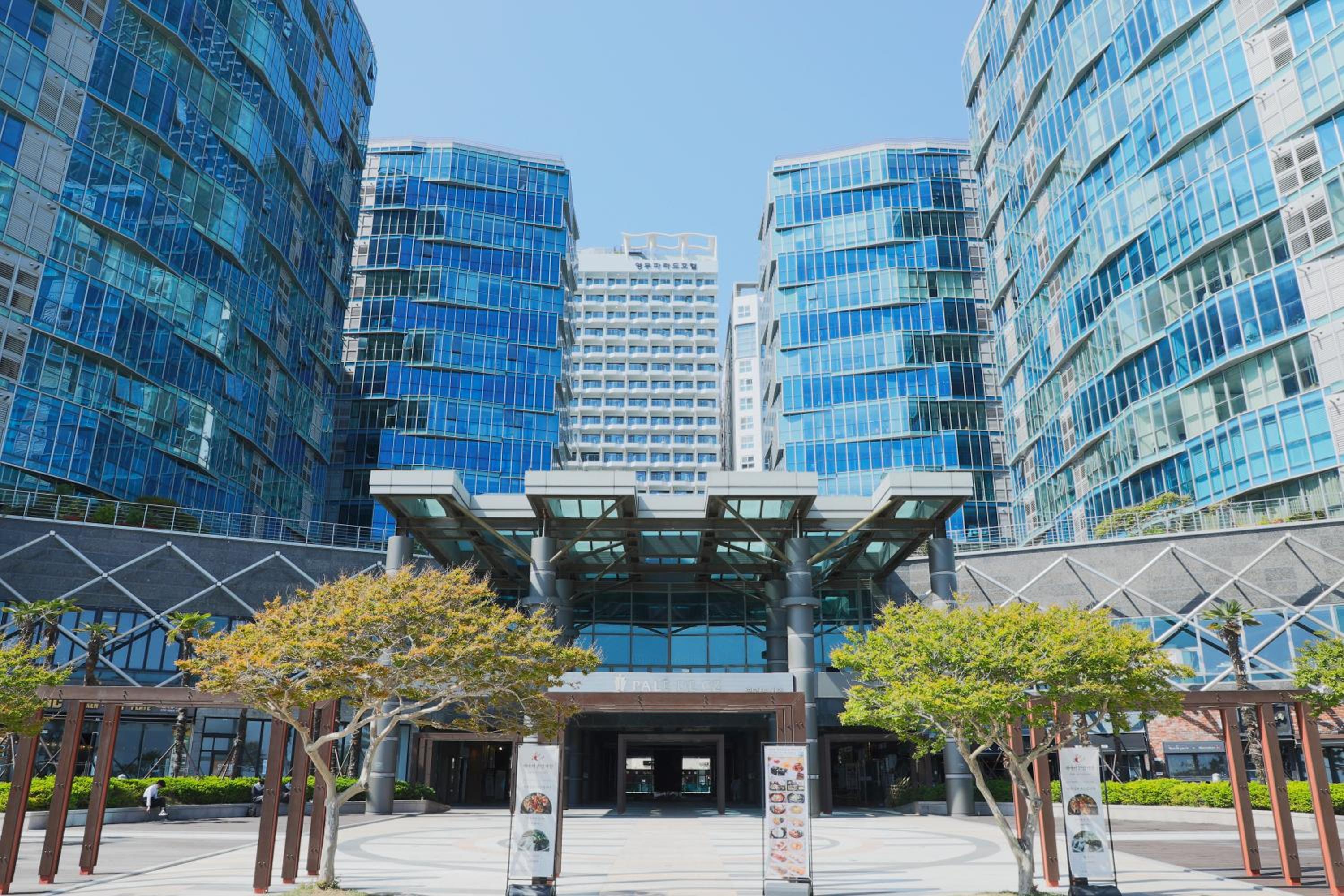 Pale De Cz Condo