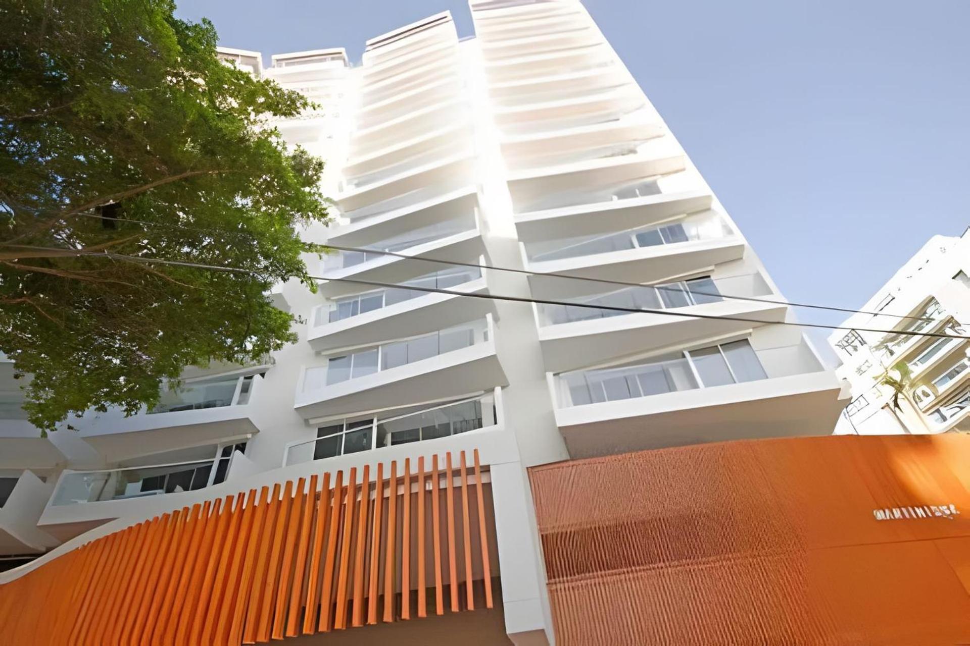 Luxury 2BR Jacuzzi Sea View 14th Floor