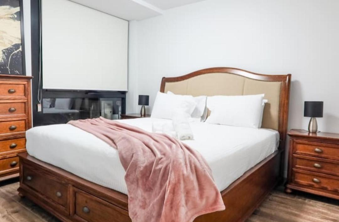 Easy Living One Bedder Gem