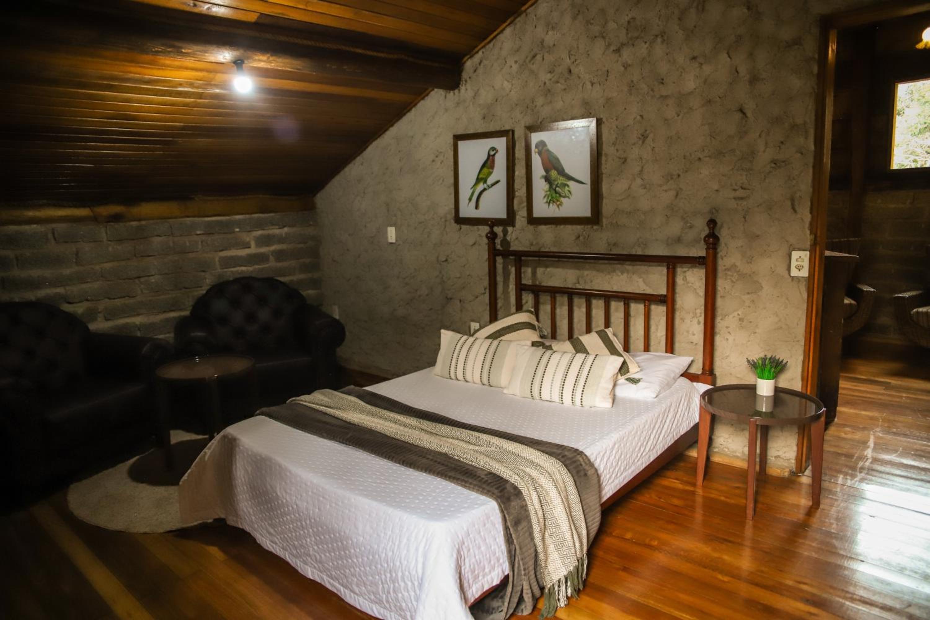 Chalé Casa de Pedra, Vivenda Serra Velha, Chalés de Montanha