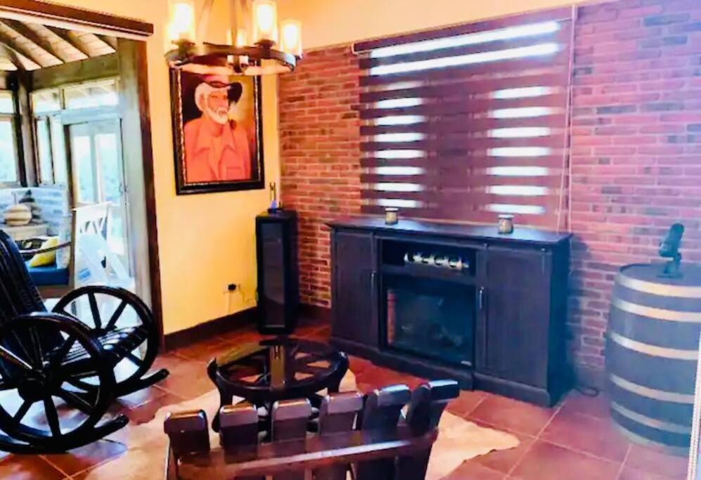 Río Privado Villa Jarabacoa con Picuzzi