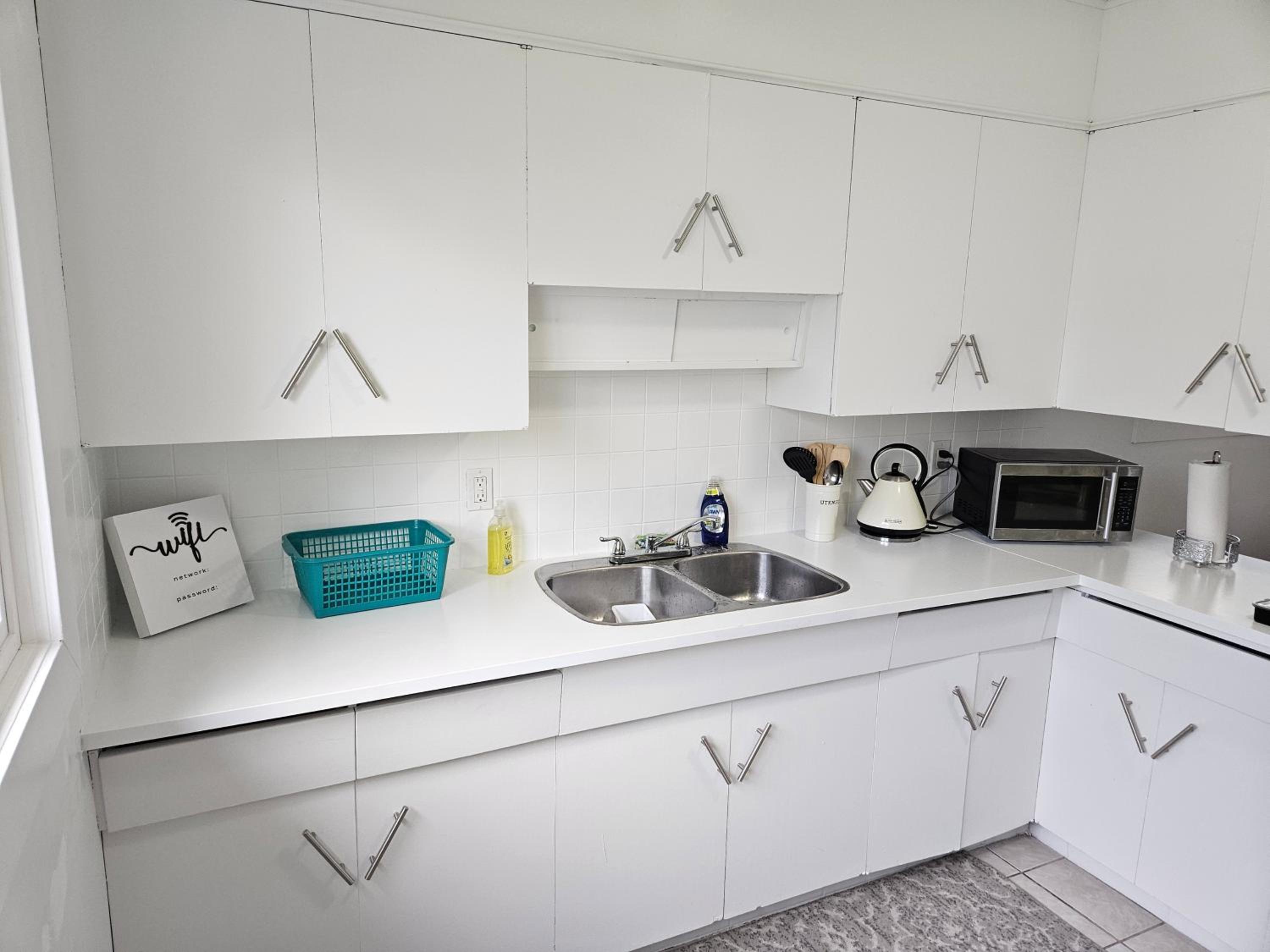 Pearl YEG