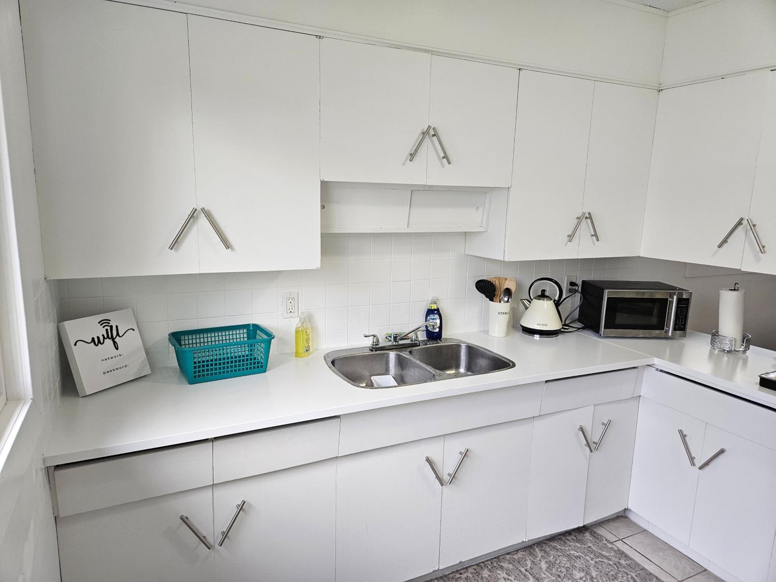 Pearl YEG