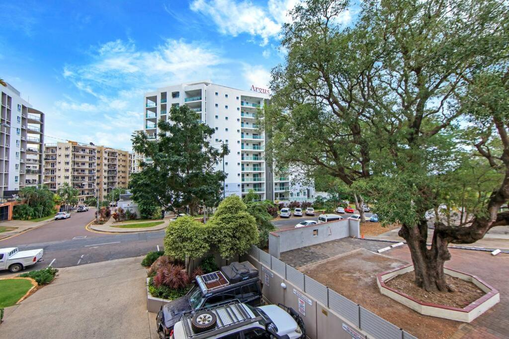 Skytower Wonder Ocean View Balcony - Pool - Office