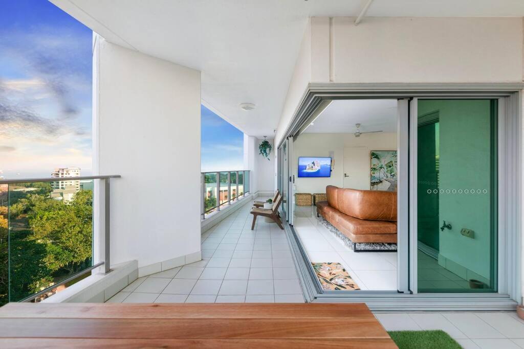 Skytower Wonder Ocean View Balcony - Pool - Office