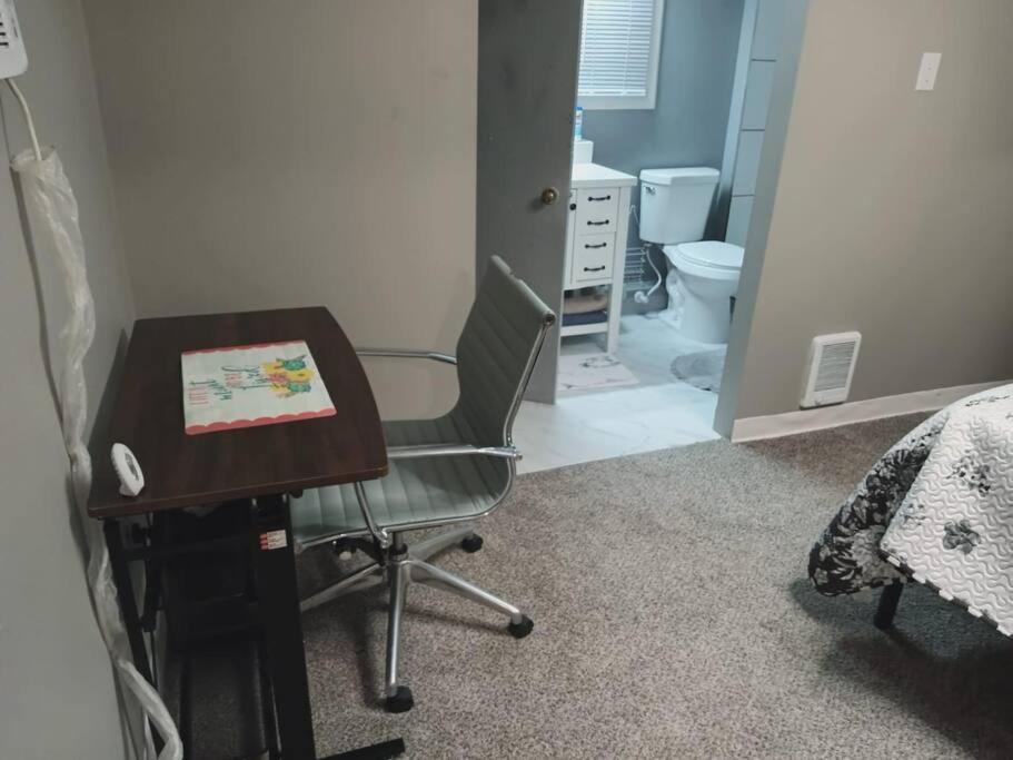 Stunning 2 bedroom and 2 bath mobile home view 2