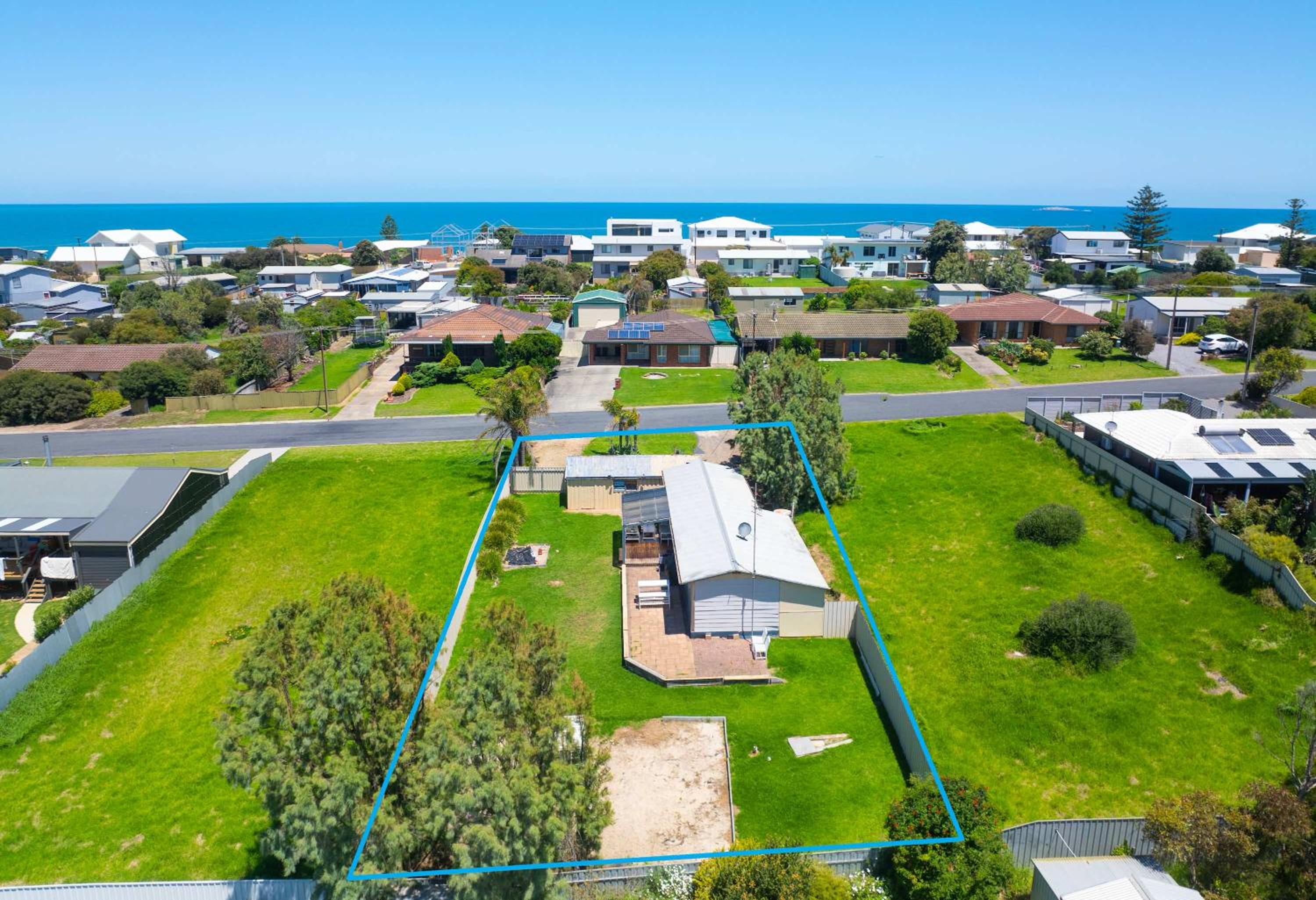 52 Albatross Ave Chiton - No Linen Included
