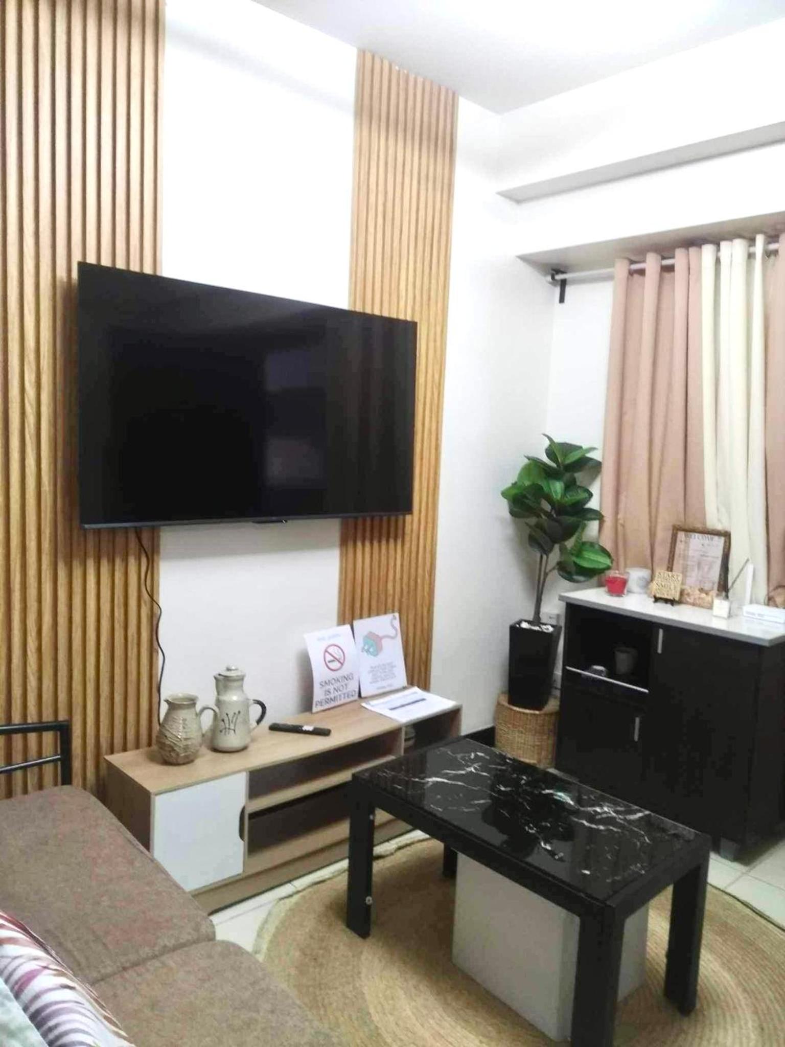 2 BR near NAIA SM BF Pool Balcony 6 guest view 2