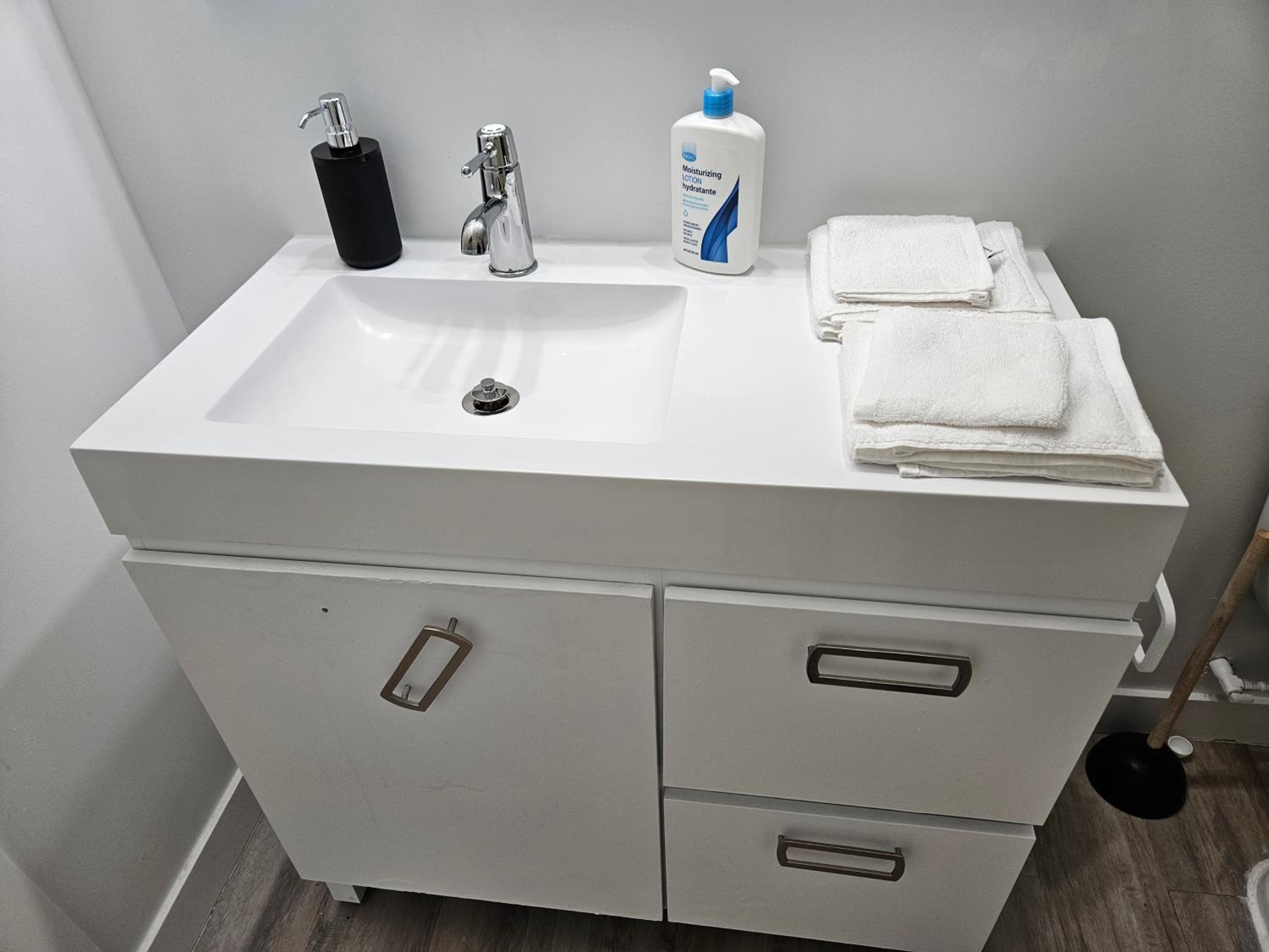 Pearl YEG