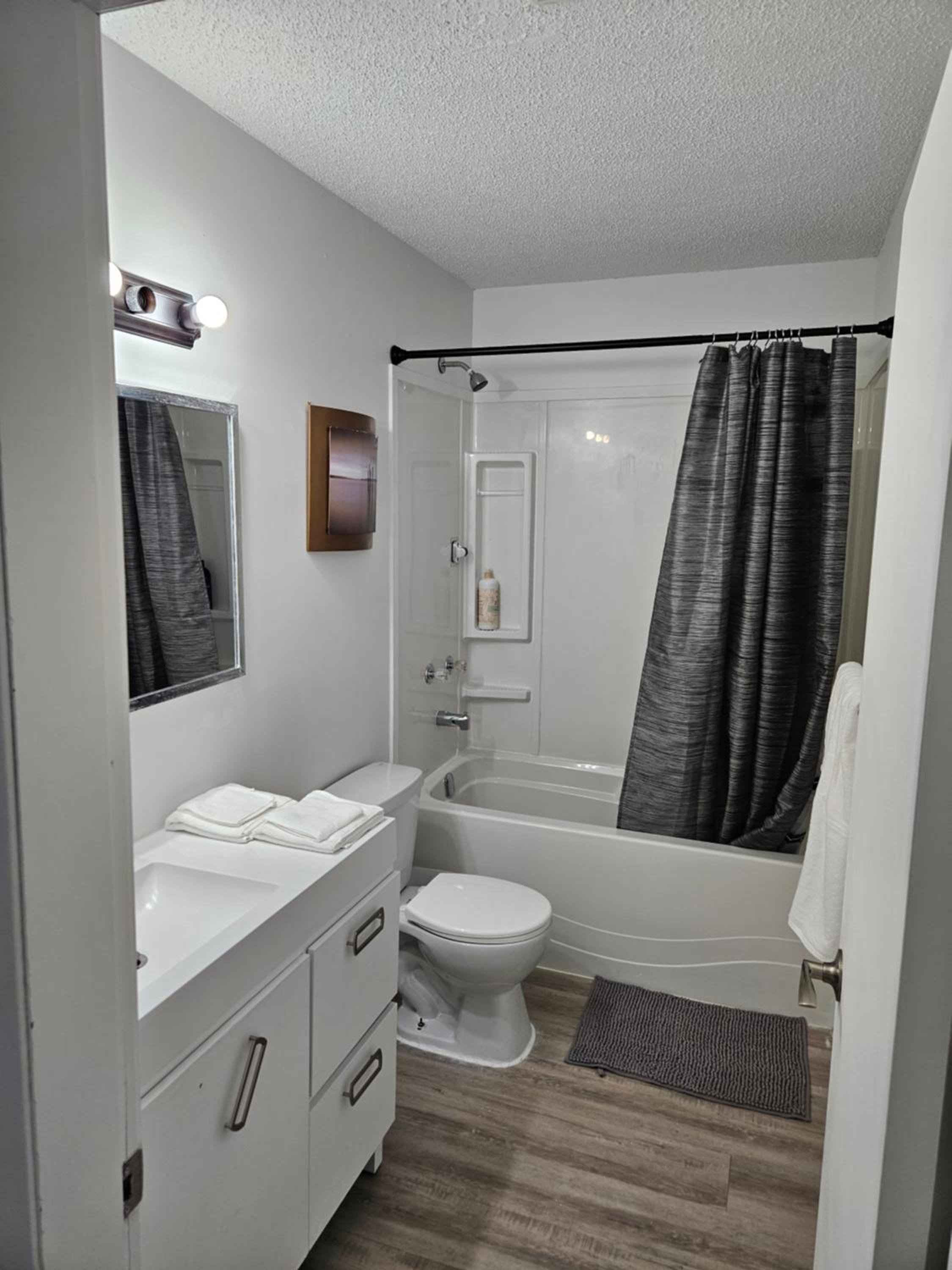 Pearl YEG