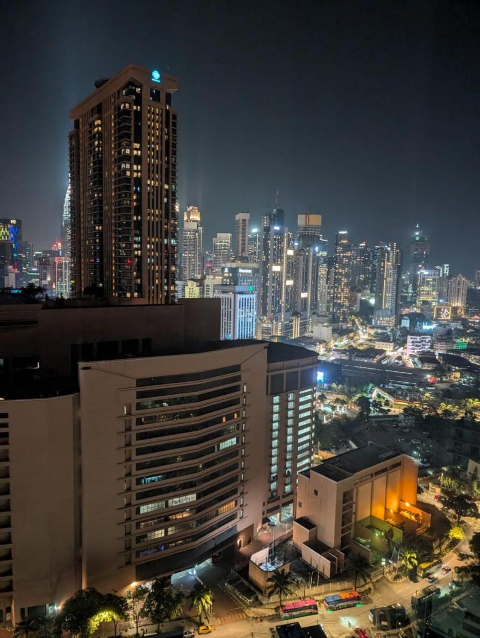 private Cozy Family Apartment in the Heart of Kuala Lumpur , Bukit Bintang