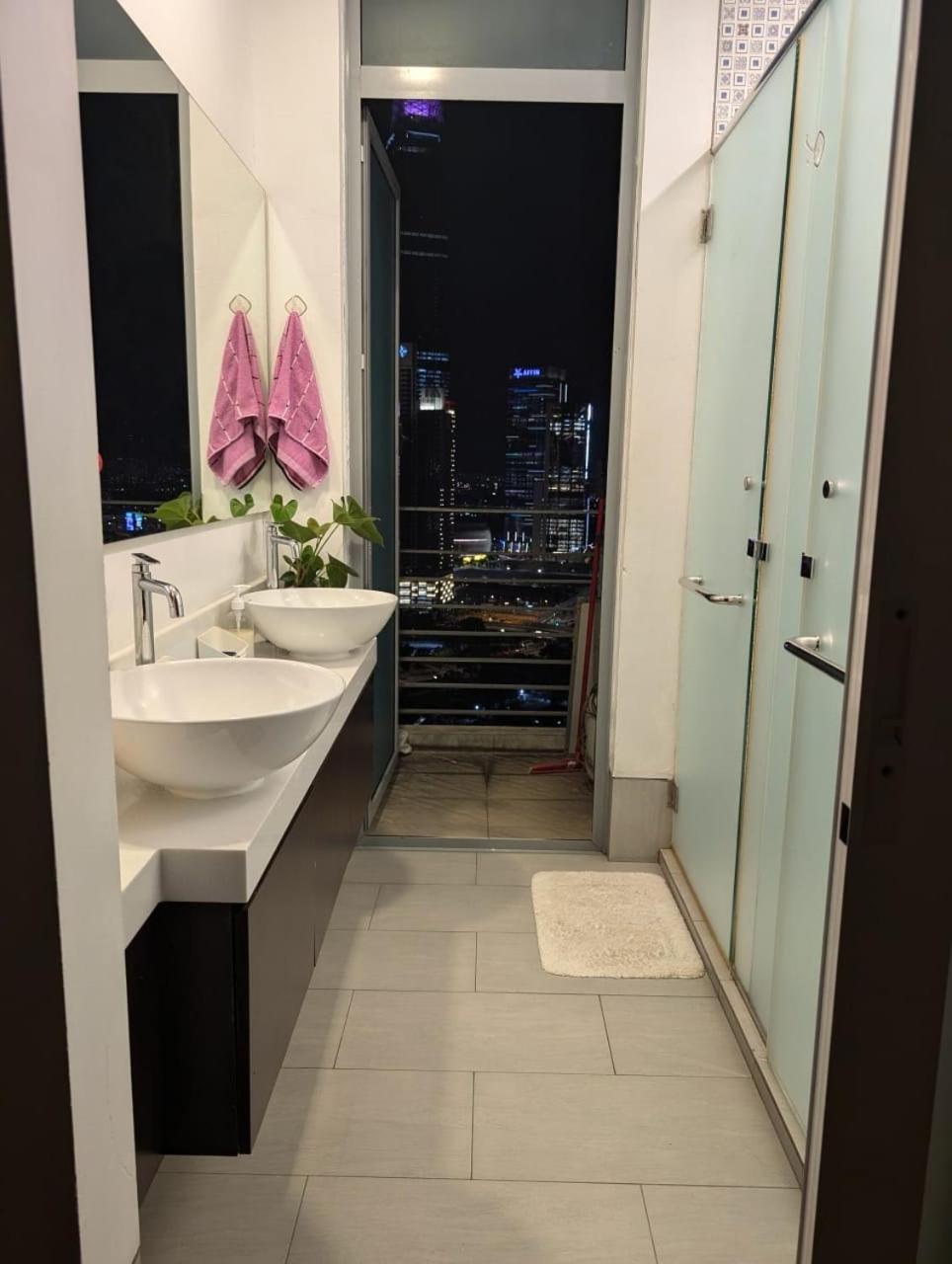 private Cozy Family Apartment in the Heart of Kuala Lumpur , Bukit Bintang