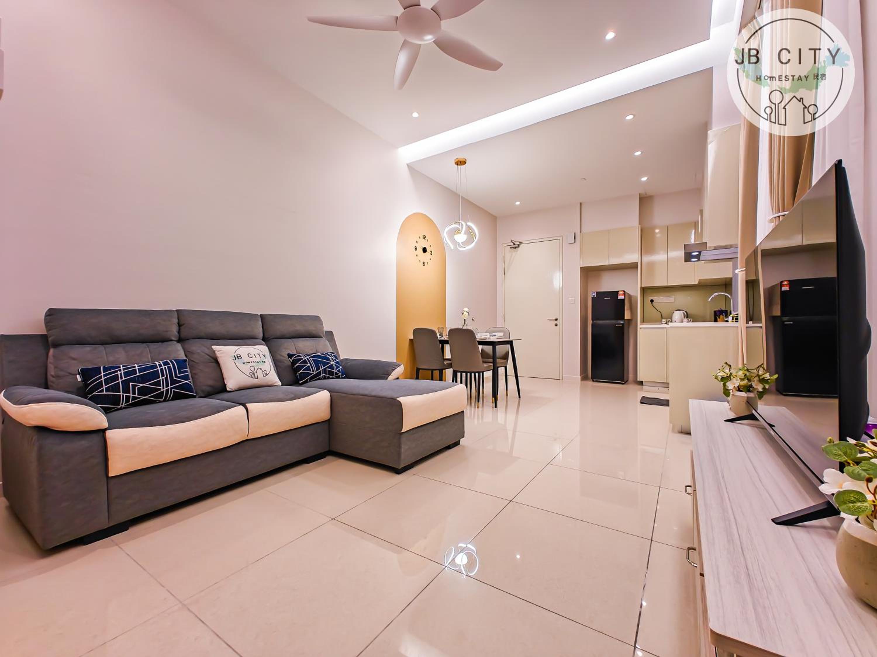 Paradigm Residence by RR JBcity