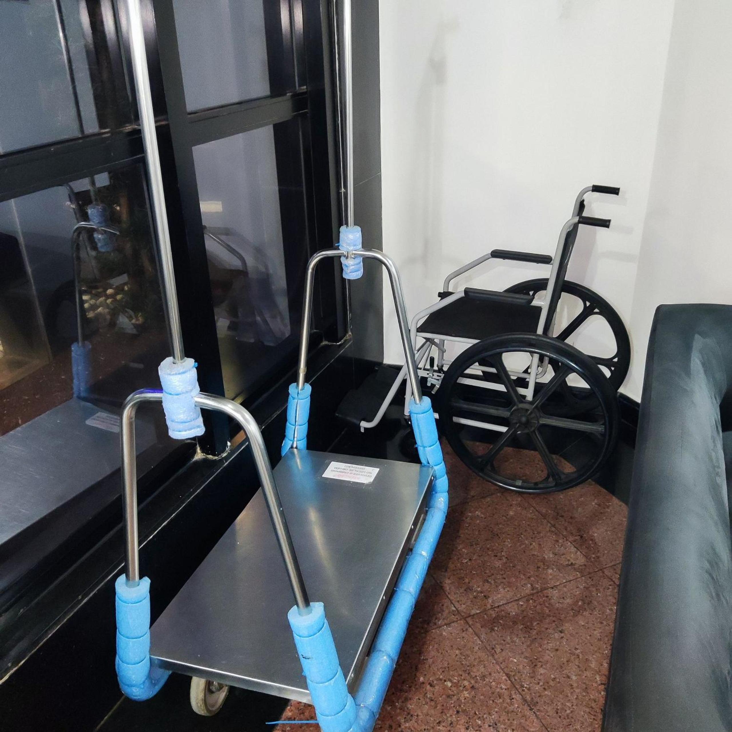 Flat Deslumbrante - Garagem, Hakka, Feirinha e Hospitais