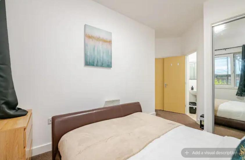 Home away - Southampton City Centre Apartment
