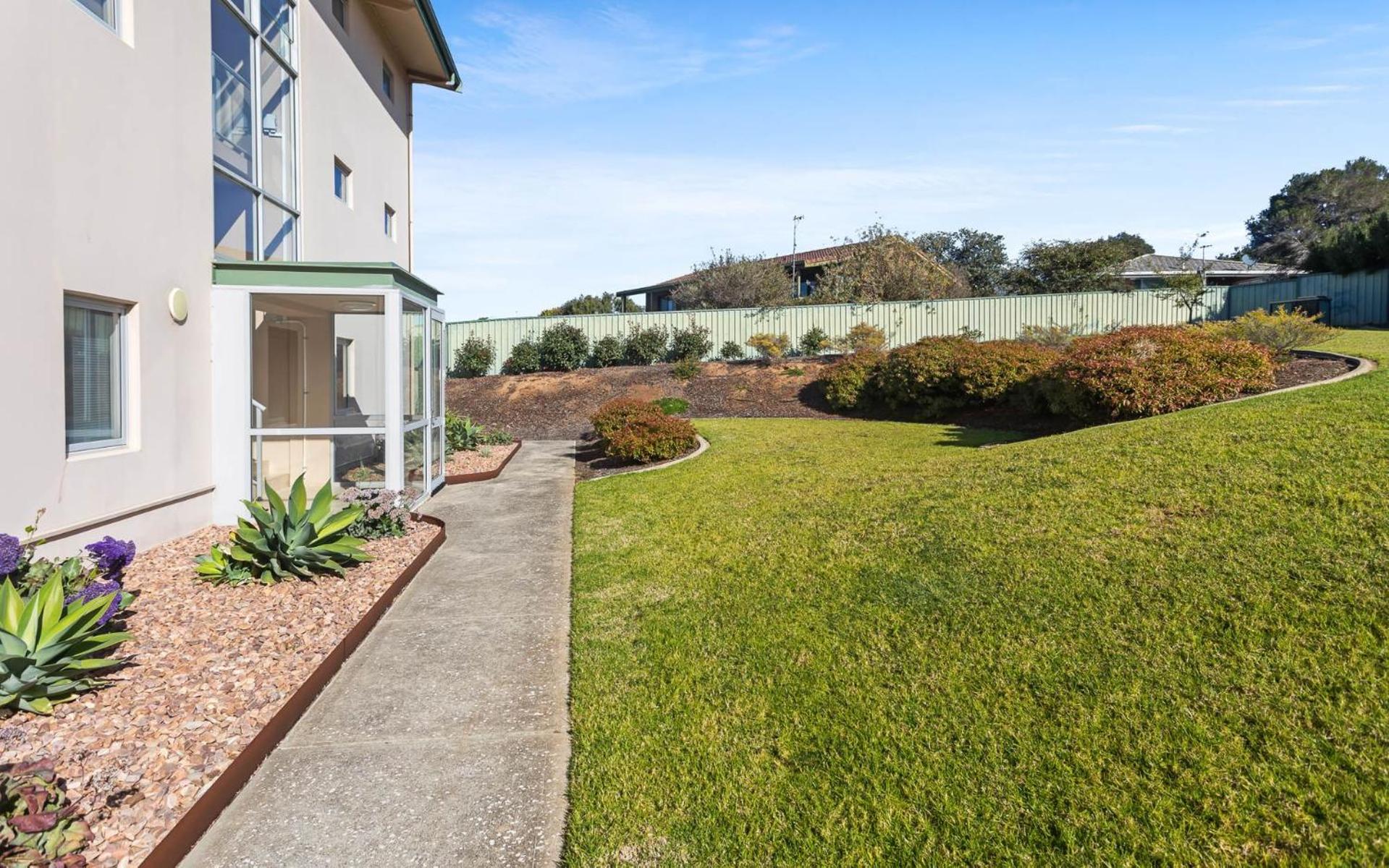 Blue Horizon -Unit 5, 2 Solway Crescent, Encounter Bay