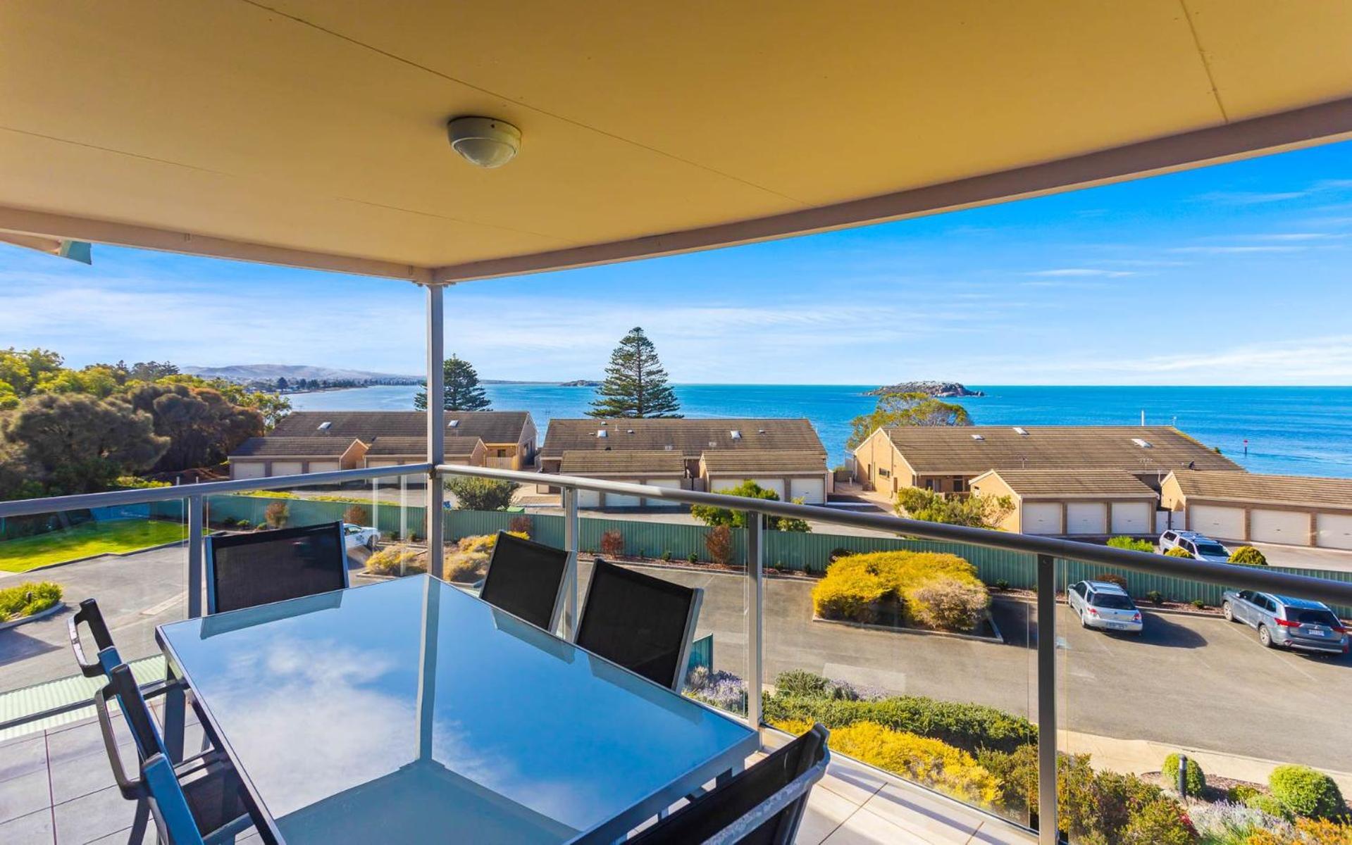 Blue Horizon -Unit 5, 2 Solway Crescent, Encounter Bay