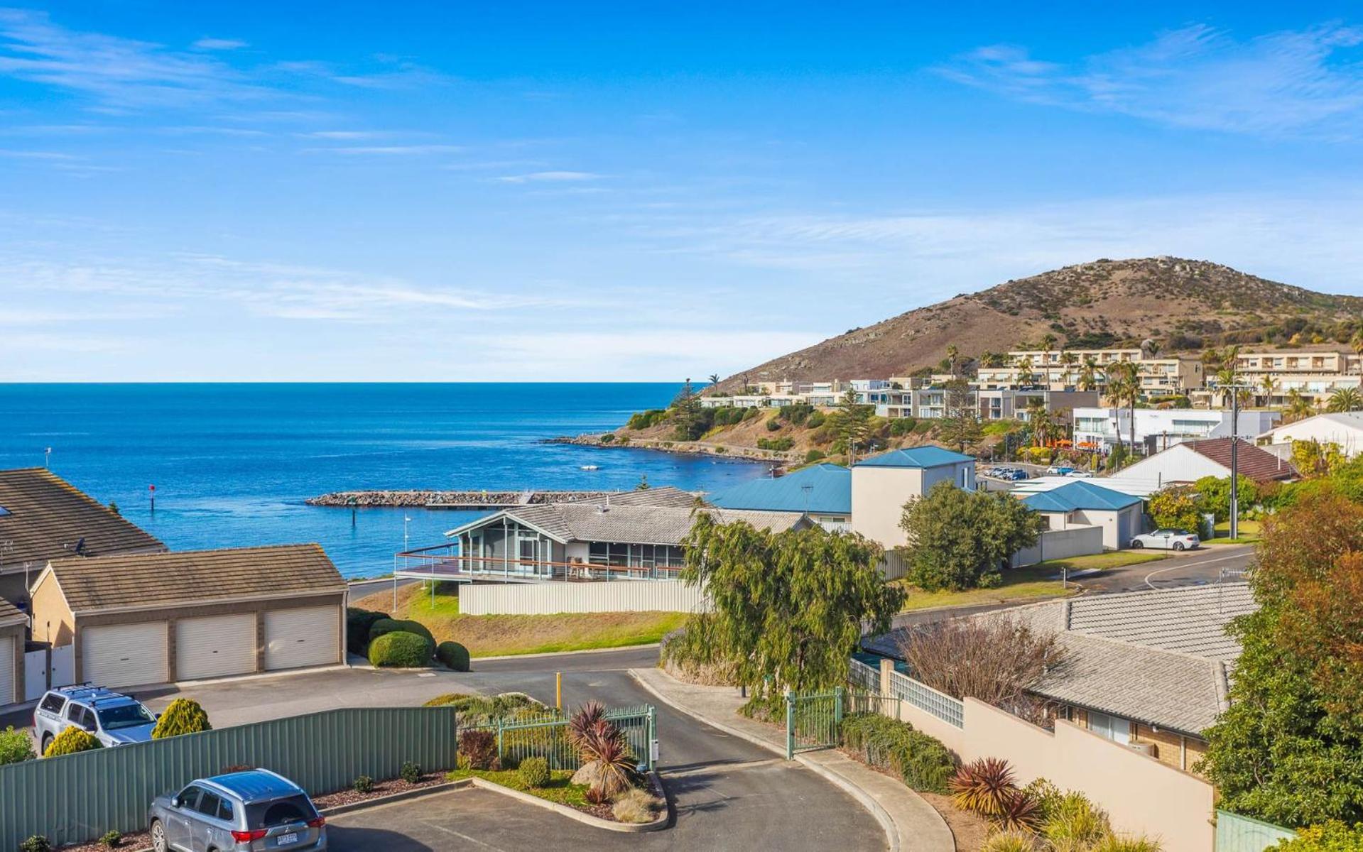 Blue Horizon -Unit 5, 2 Solway Crescent, Encounter Bay