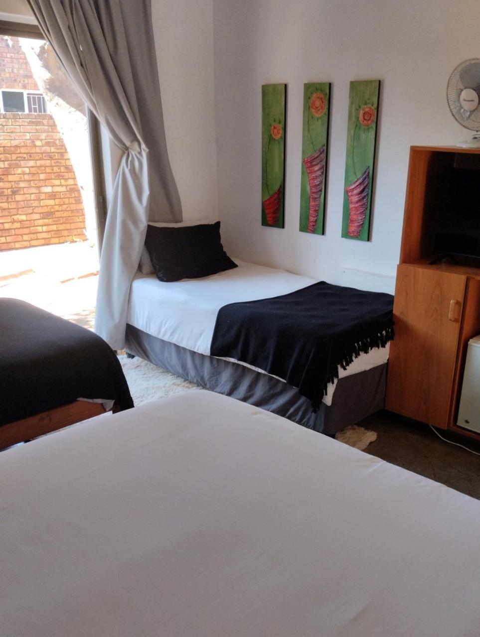 Woodpecker Guesthouse Middelburg Mpumalanga