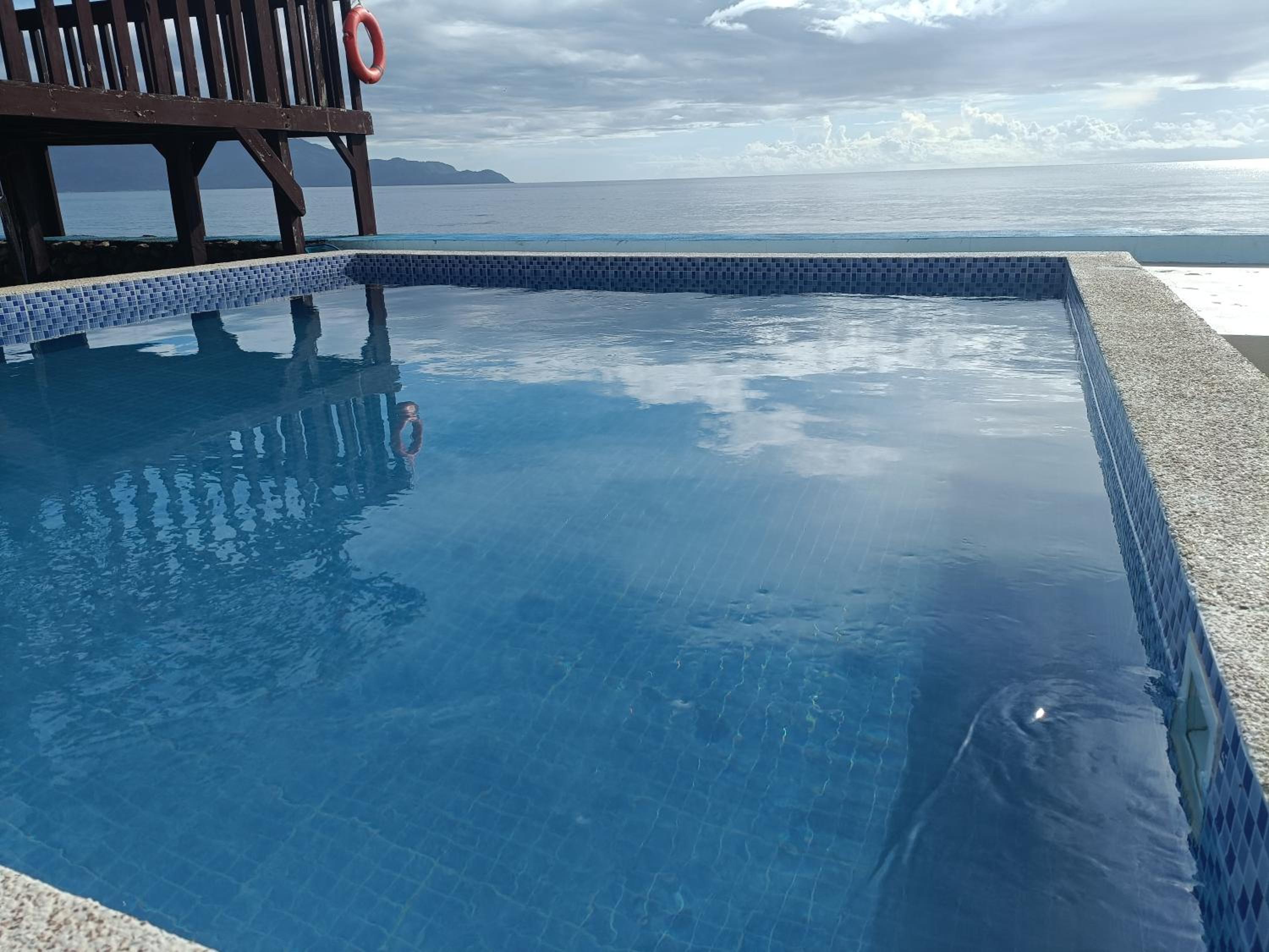 Pacific-Paradise Beach Resort