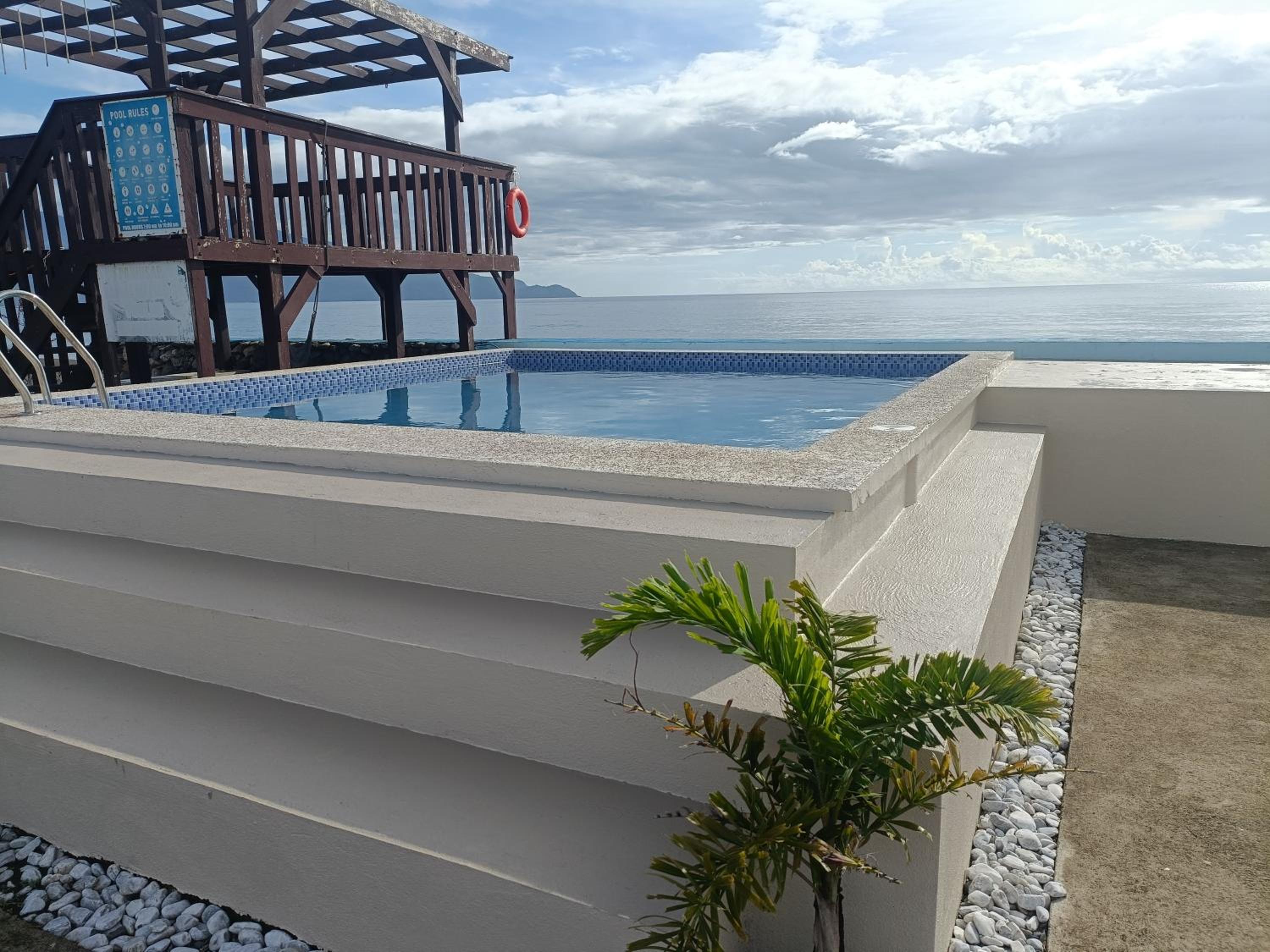 Pacific-Paradise Beach Resort