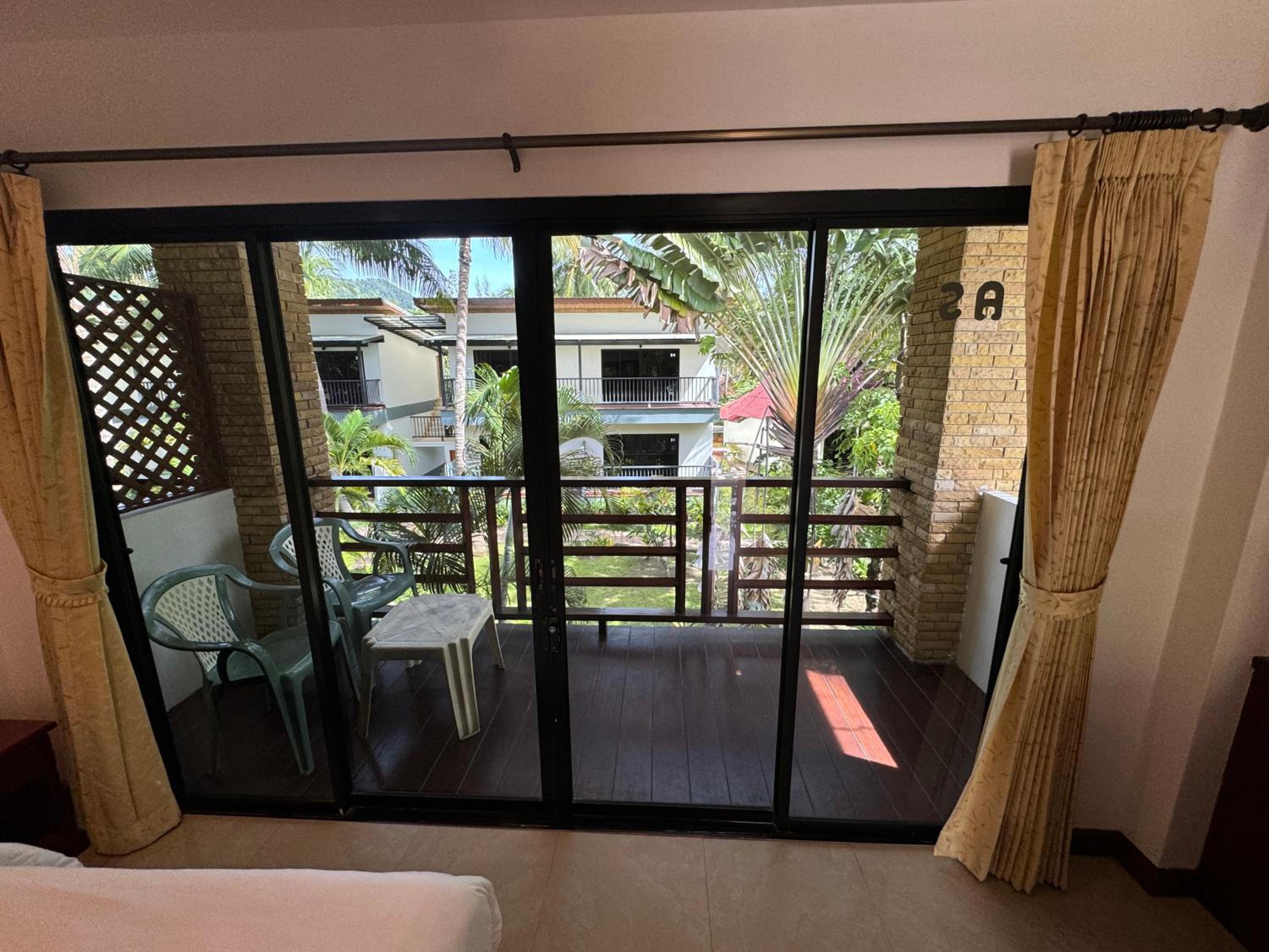 Noble House Beach Resort