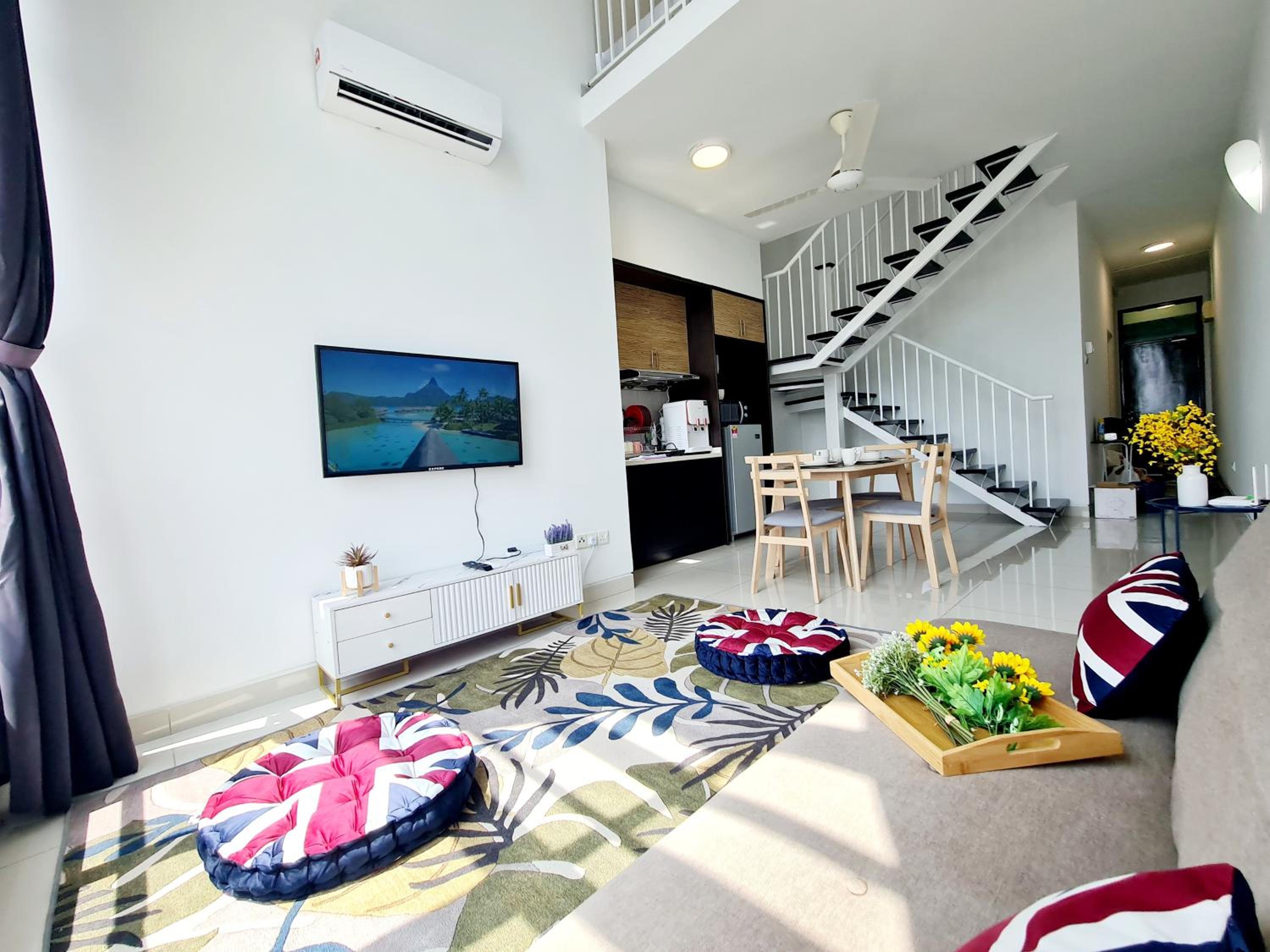 8 Guest Duplex 1 Room Studio Cyberjaya Hospital DPulze Shaftsbury MMU Limkokwing KLIA Transit Putrajaya