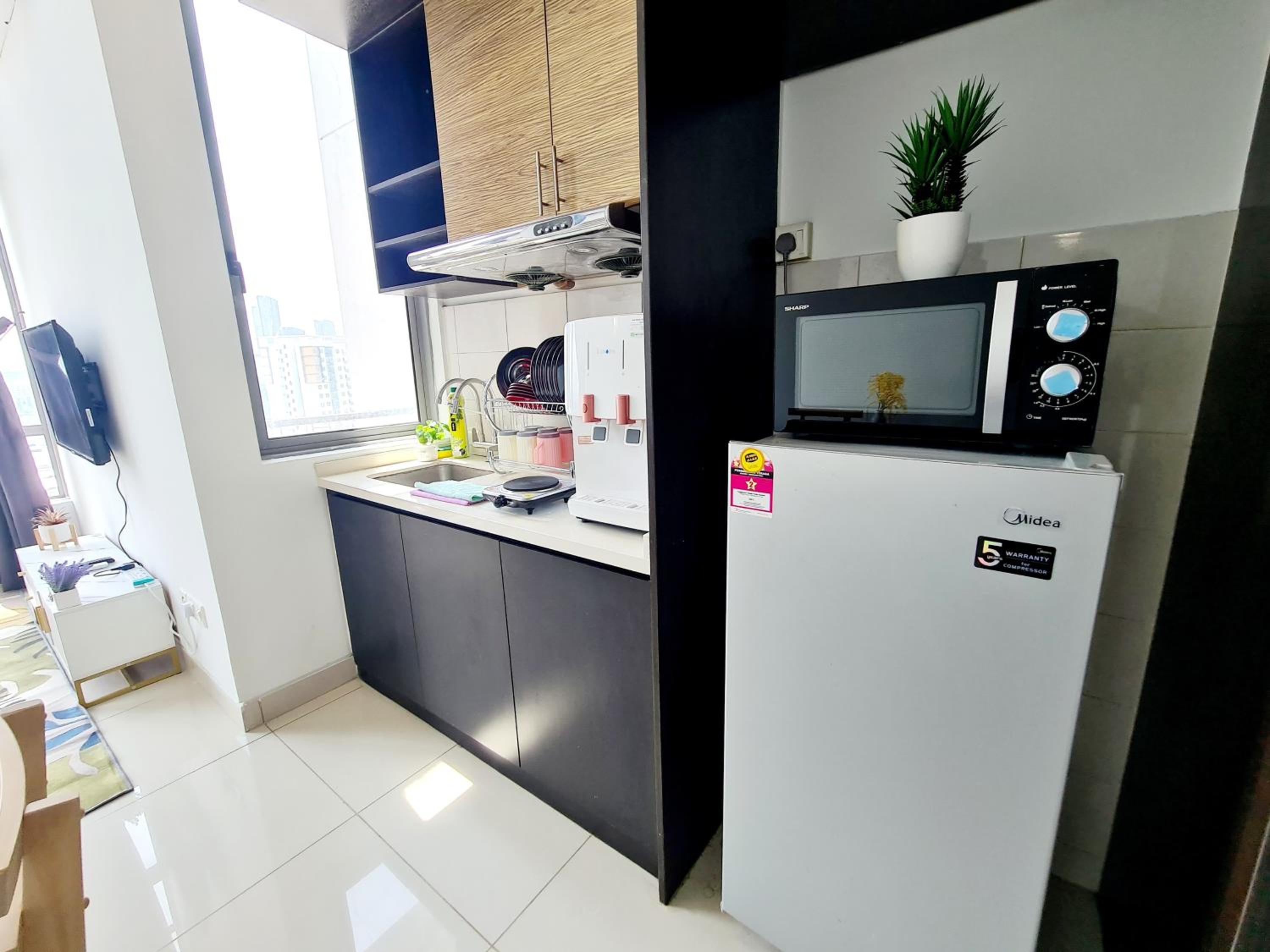 8 Guest Duplex 1 Room Studio Cyberjaya Hospital DPulze Shaftsbury MMU Limkokwing KLIA Transit Putrajaya