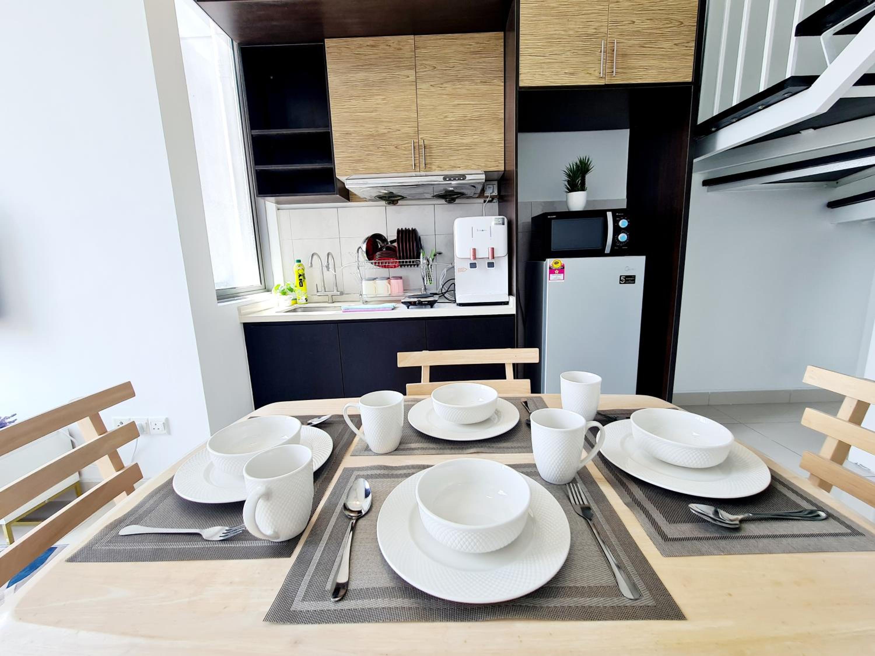 8 Guest Duplex 1 Room Studio Cyberjaya Hospital DPulze Shaftsbury MMU Limkokwing KLIA Transit Putrajaya