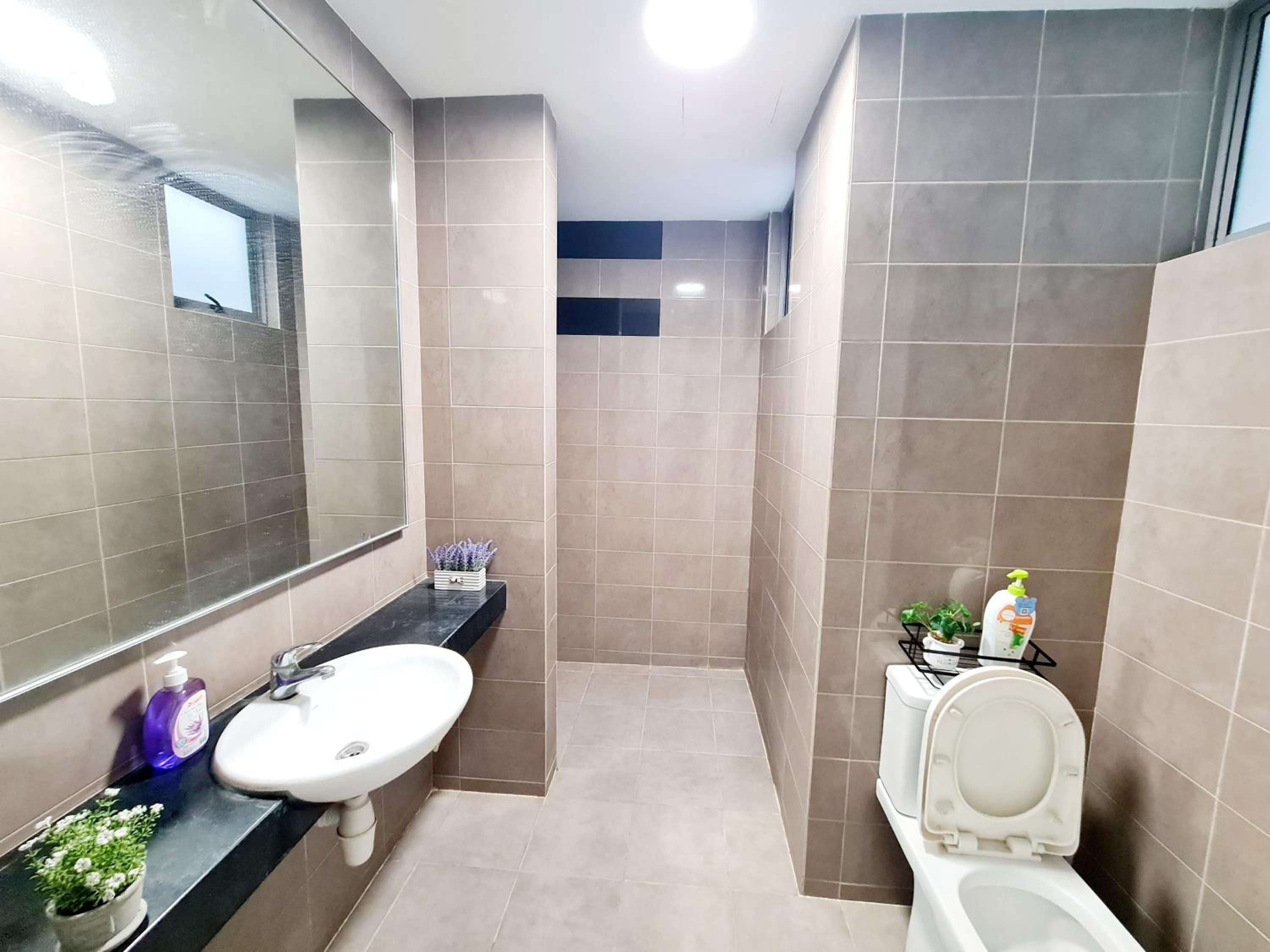 8 Guest Duplex 1 Room Studio Cyberjaya Hospital DPulze Shaftsbury MMU Limkokwing KLIA Transit Putrajaya