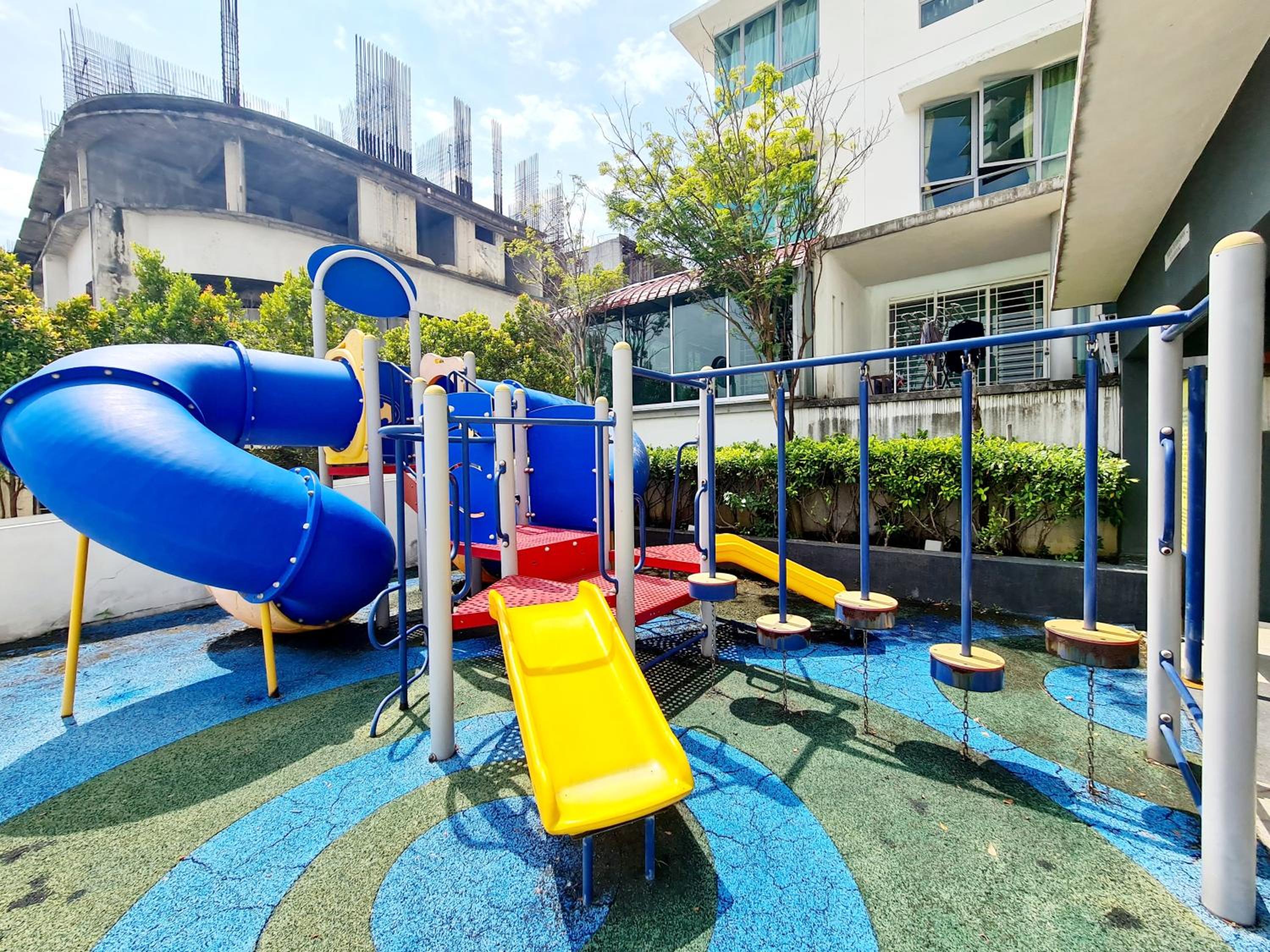 8 Guest Duplex 1 Room Studio Cyberjaya Hospital DPulze Shaftsbury MMU Limkokwing KLIA Transit Putrajaya