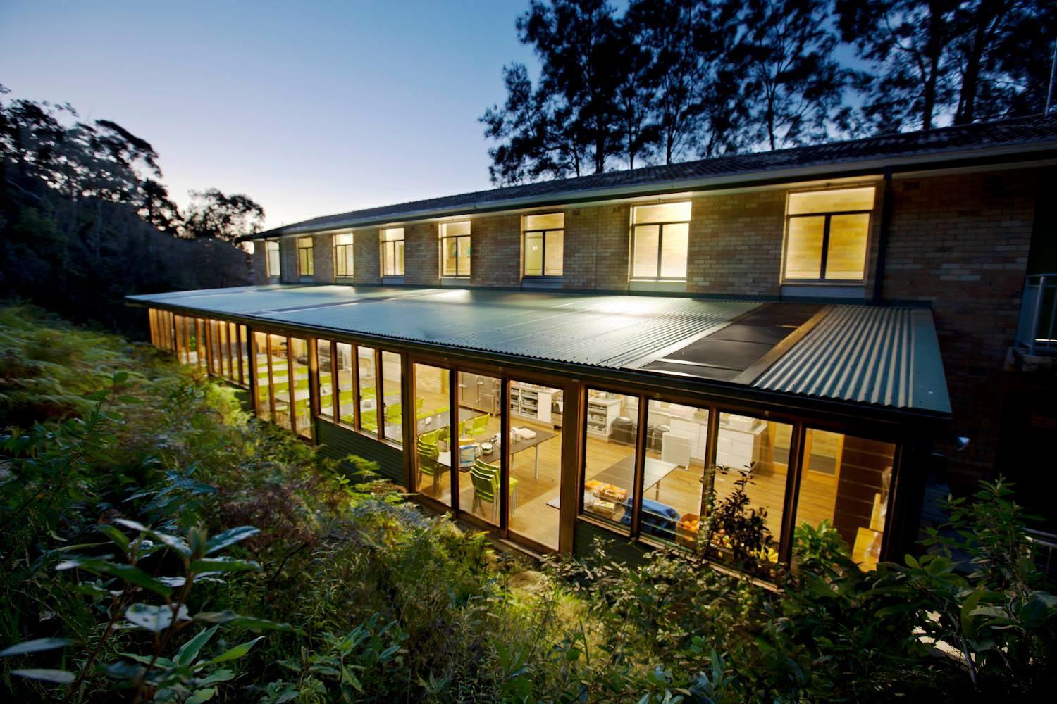 Land's Edge Harbour Lodge