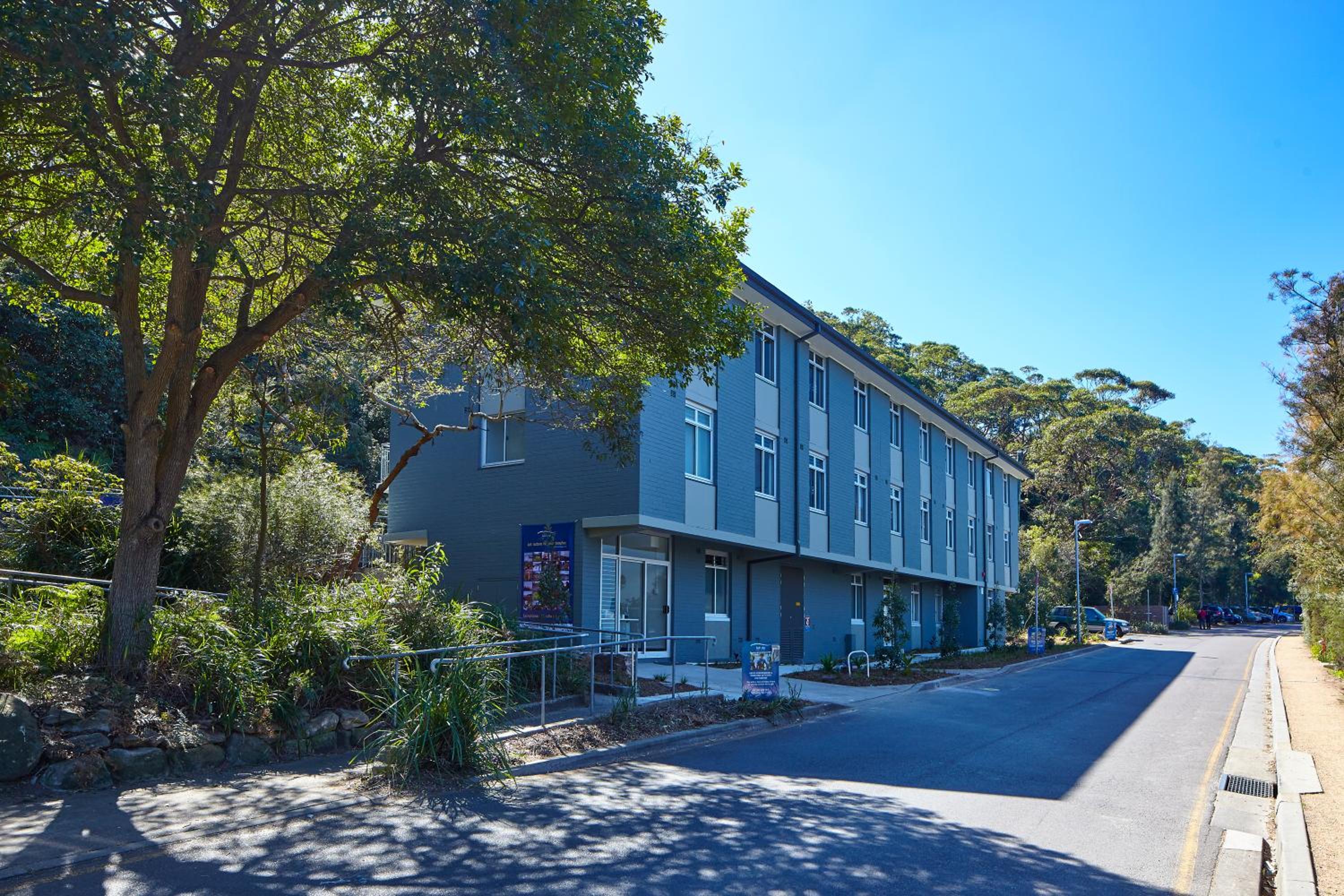 Land's Edge Harbour Lodge