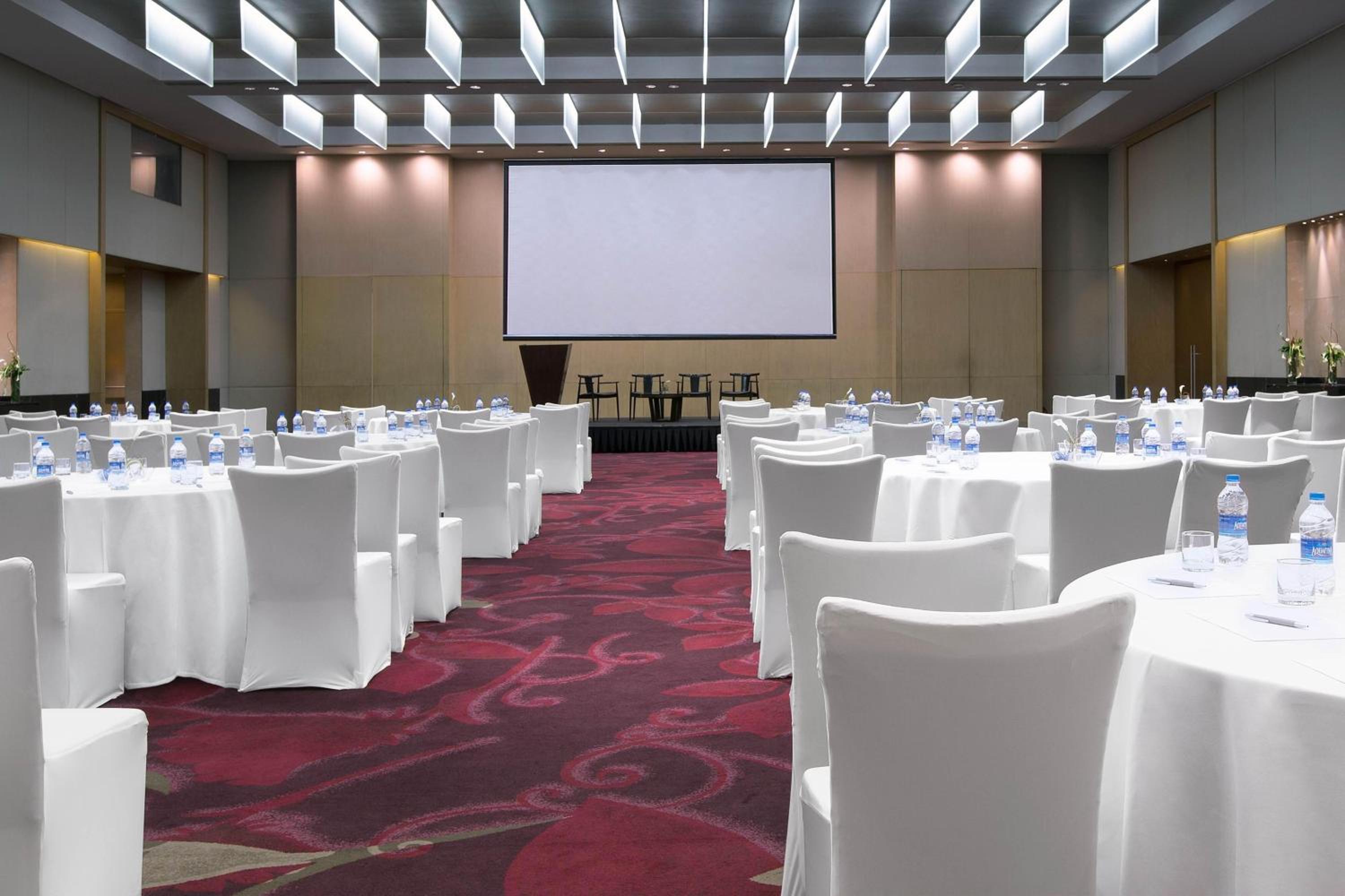 Mumbai Vacations - The Westin Mumbai Garden City - Property Image 23
