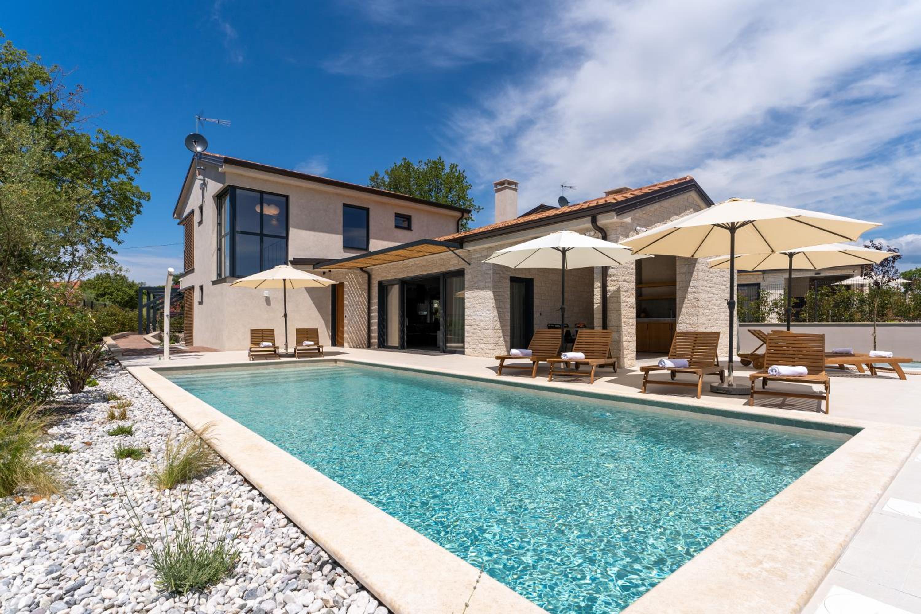Villa Ursaria - Deluxe Istrian Escape view 2