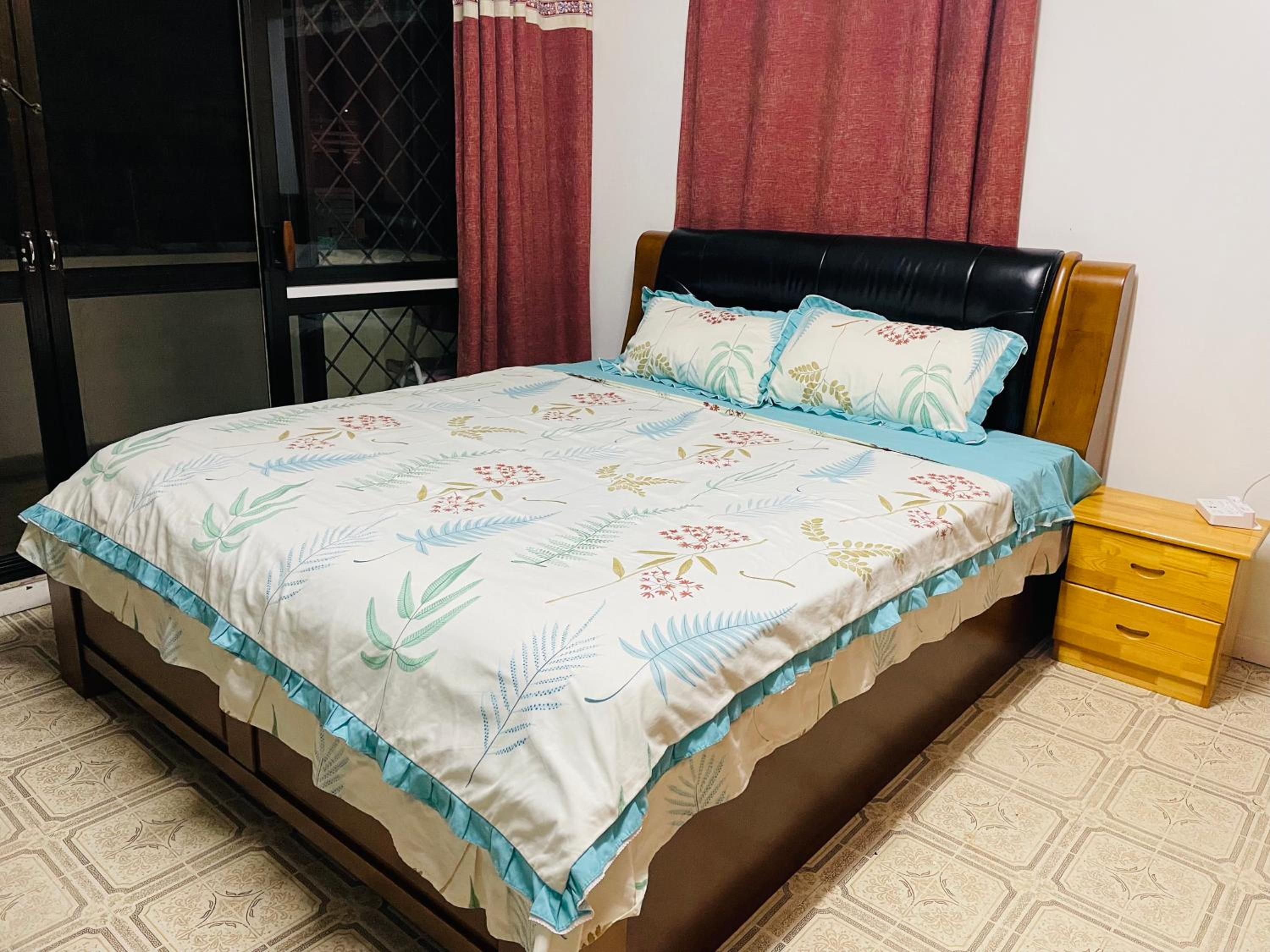 King sized bedroom-in SUVA Centre