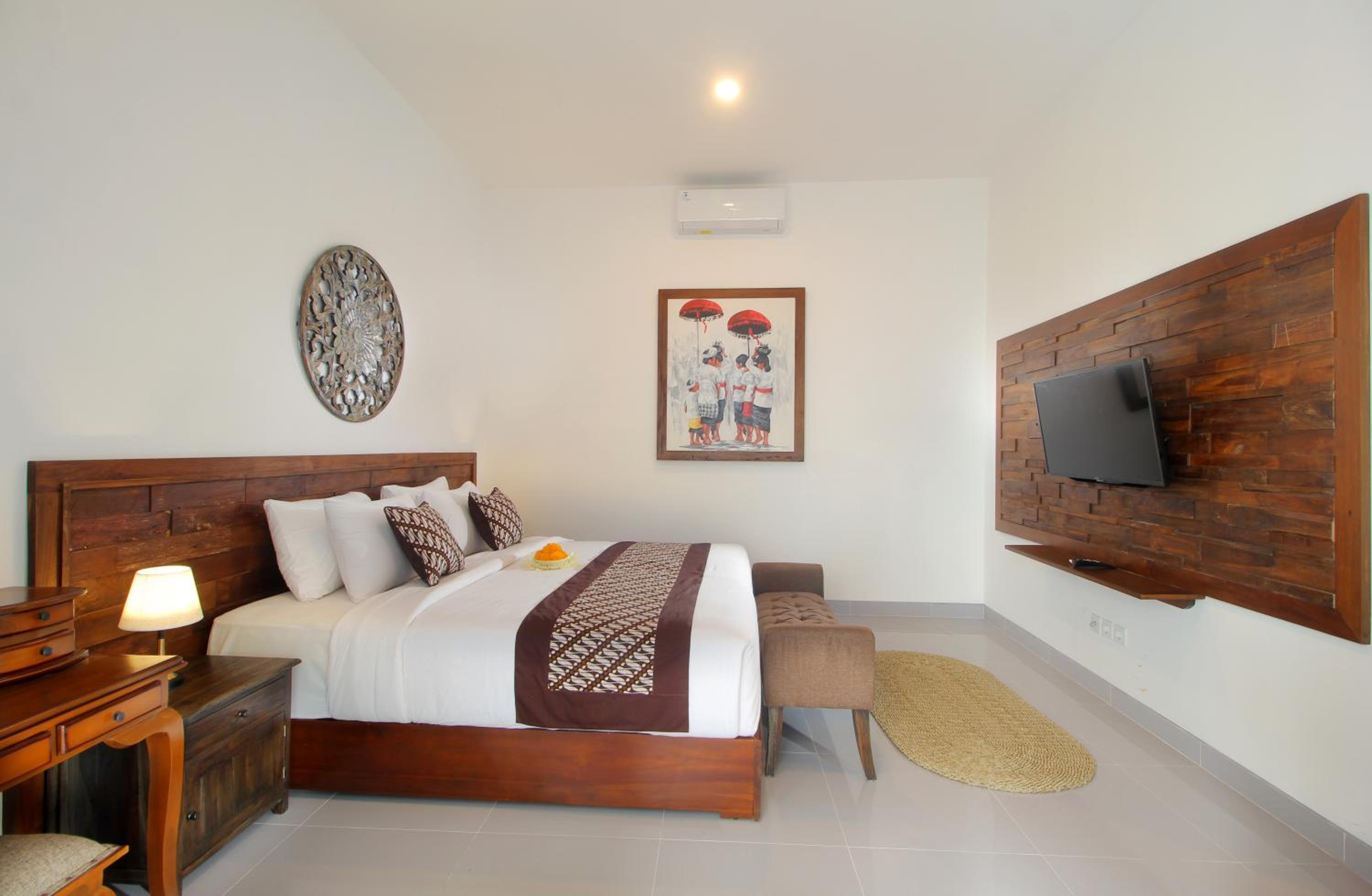 Bougainvillea Villa Seminyak by Parigata