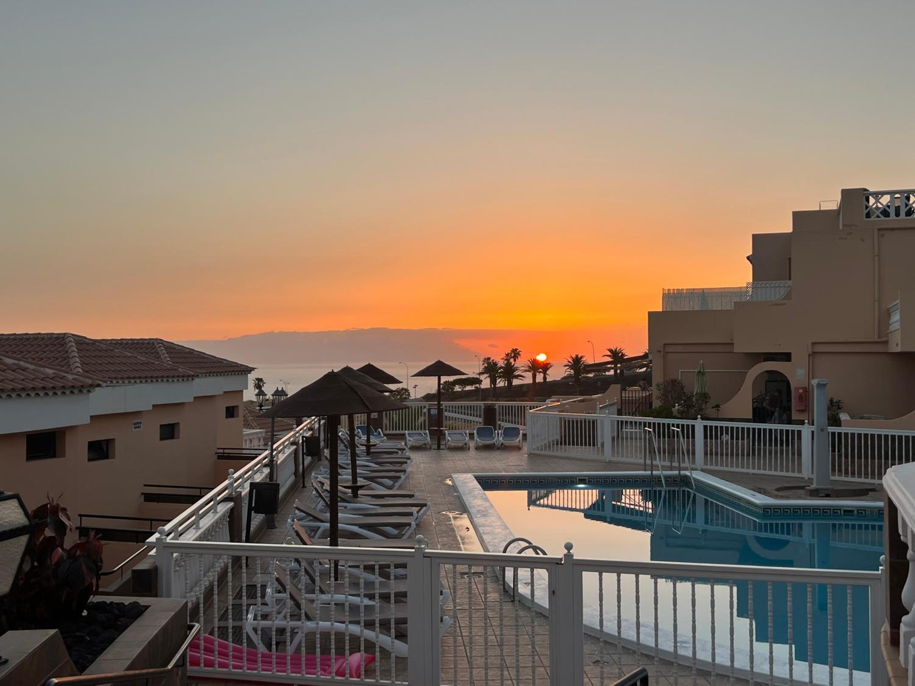PaulMarie Apartment with Sunny Terrace Ocean View